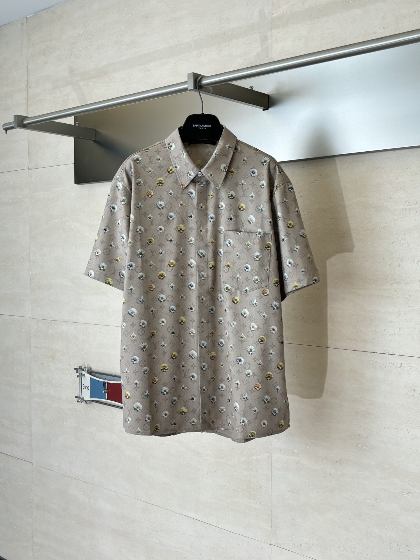 Louis Vuitton 1V/路易 SS26 夏季系列Monogram雏菊印花套装短袖衬衫