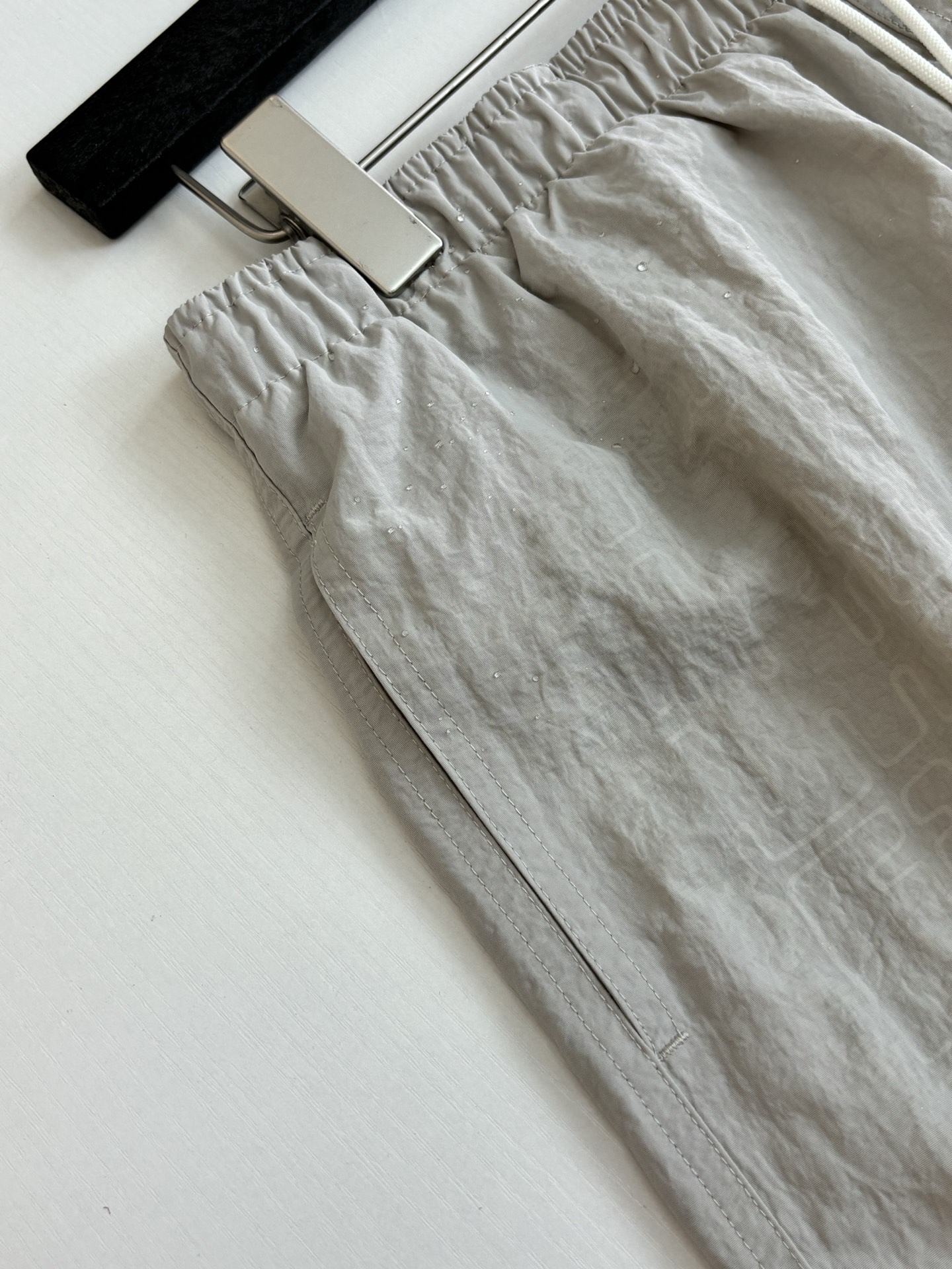 Hermès Herme*/爱马仕 H迷宫格纹Monogram满印水敏变色沙滩短裤遇水显化