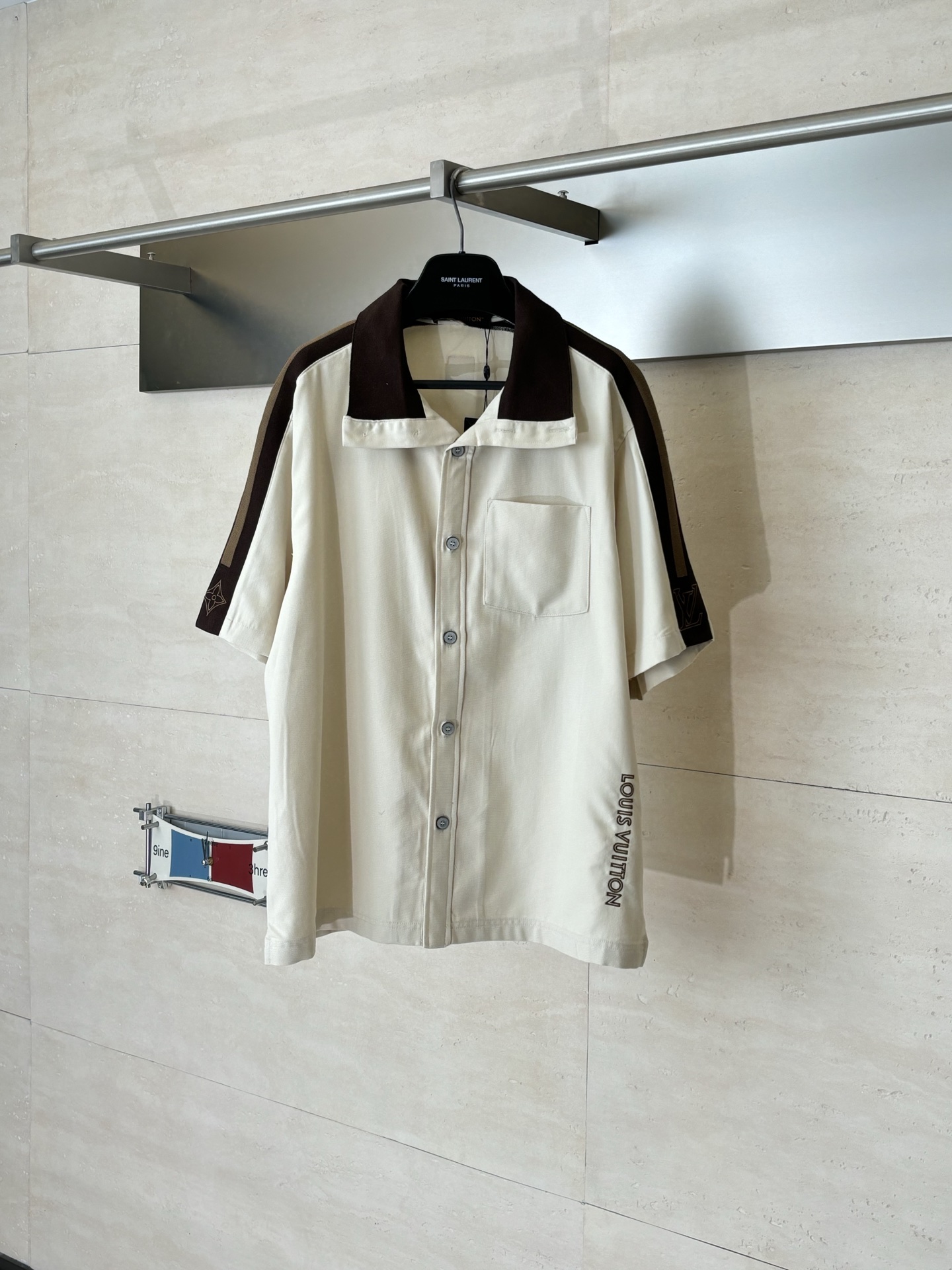 Louis Vuitton 1V/路易 SS26 夏季新款撞色织带标识短袖衬衫