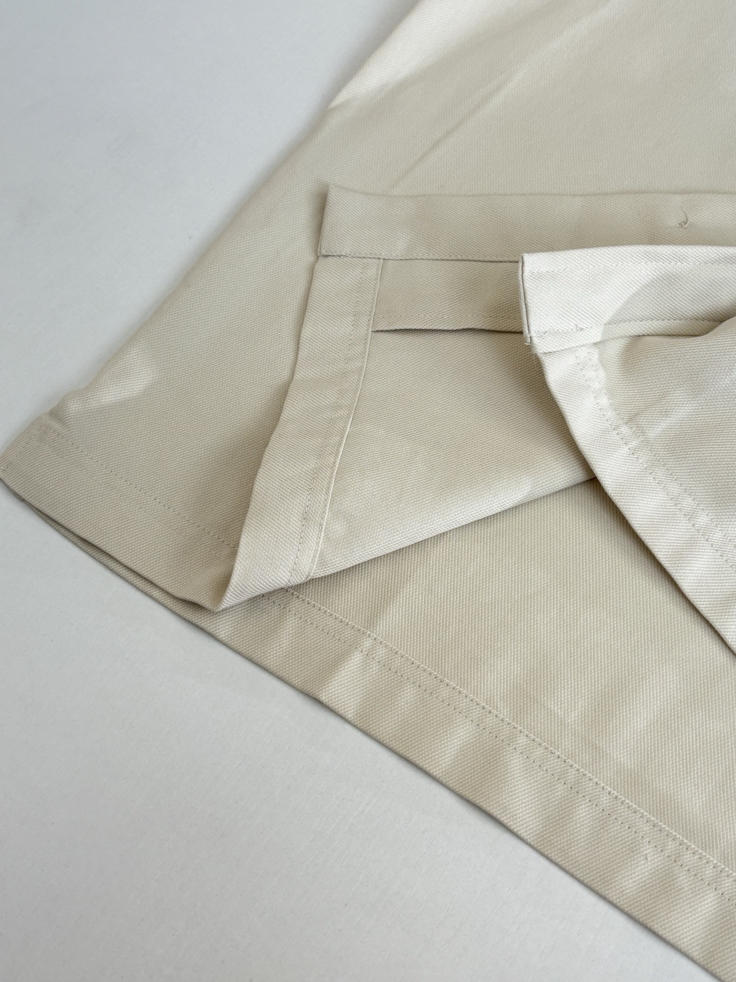 Louis Vuitton 1V/路易 SS26 夏季新款撞色织带标识短袖衬衫