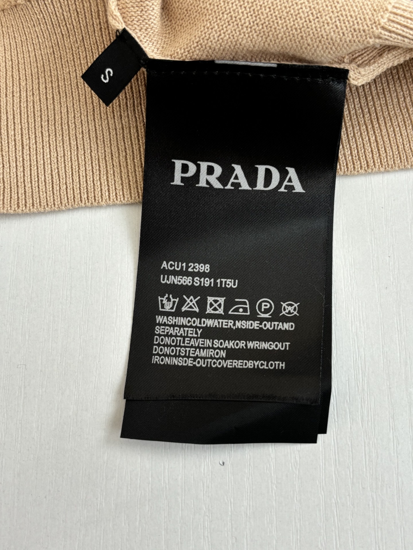 Prada Prad*/普拉达 字母标识刺绣针织翻领Polo衫