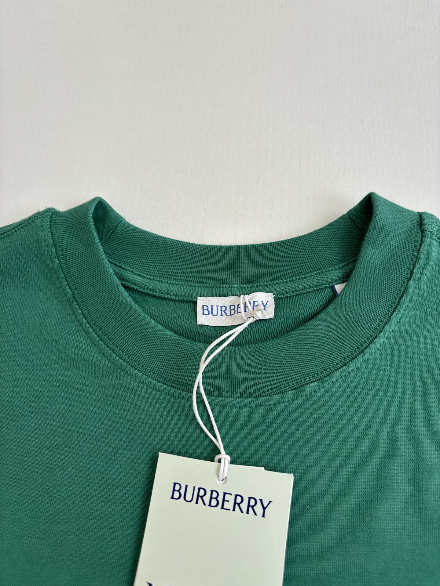 Burberry Burberr*/巴宝莉 胸口战马刺绣圆领短袖T恤