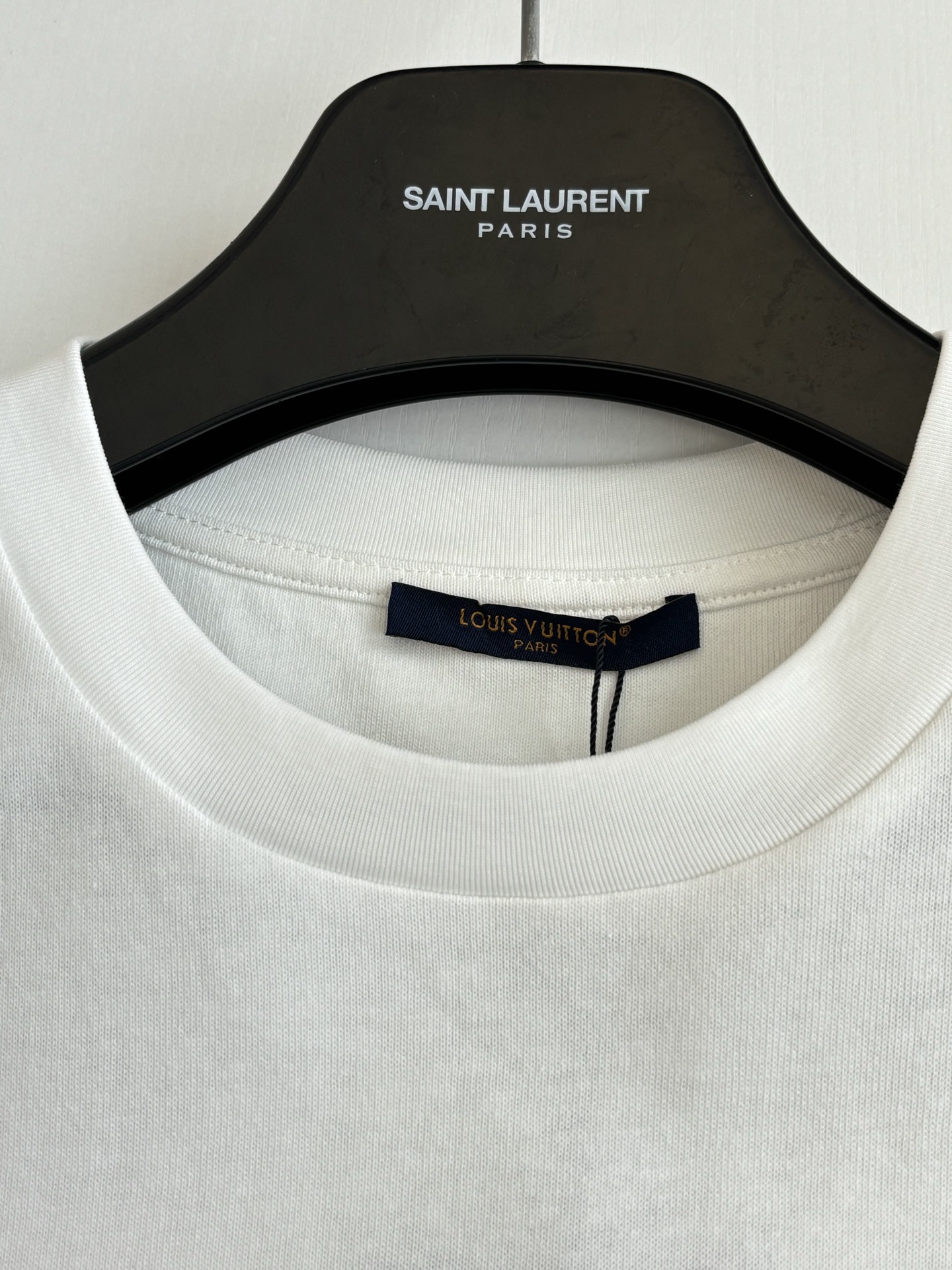 Louis Vuitton 1V/路易 FW26 Monogram素描刺绣短袖T恤