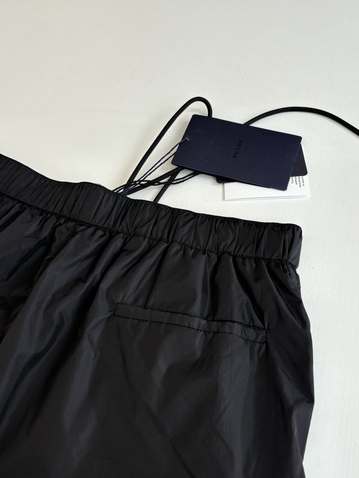 Prada Prad*/普拉达 三角标工装尼龙短裤