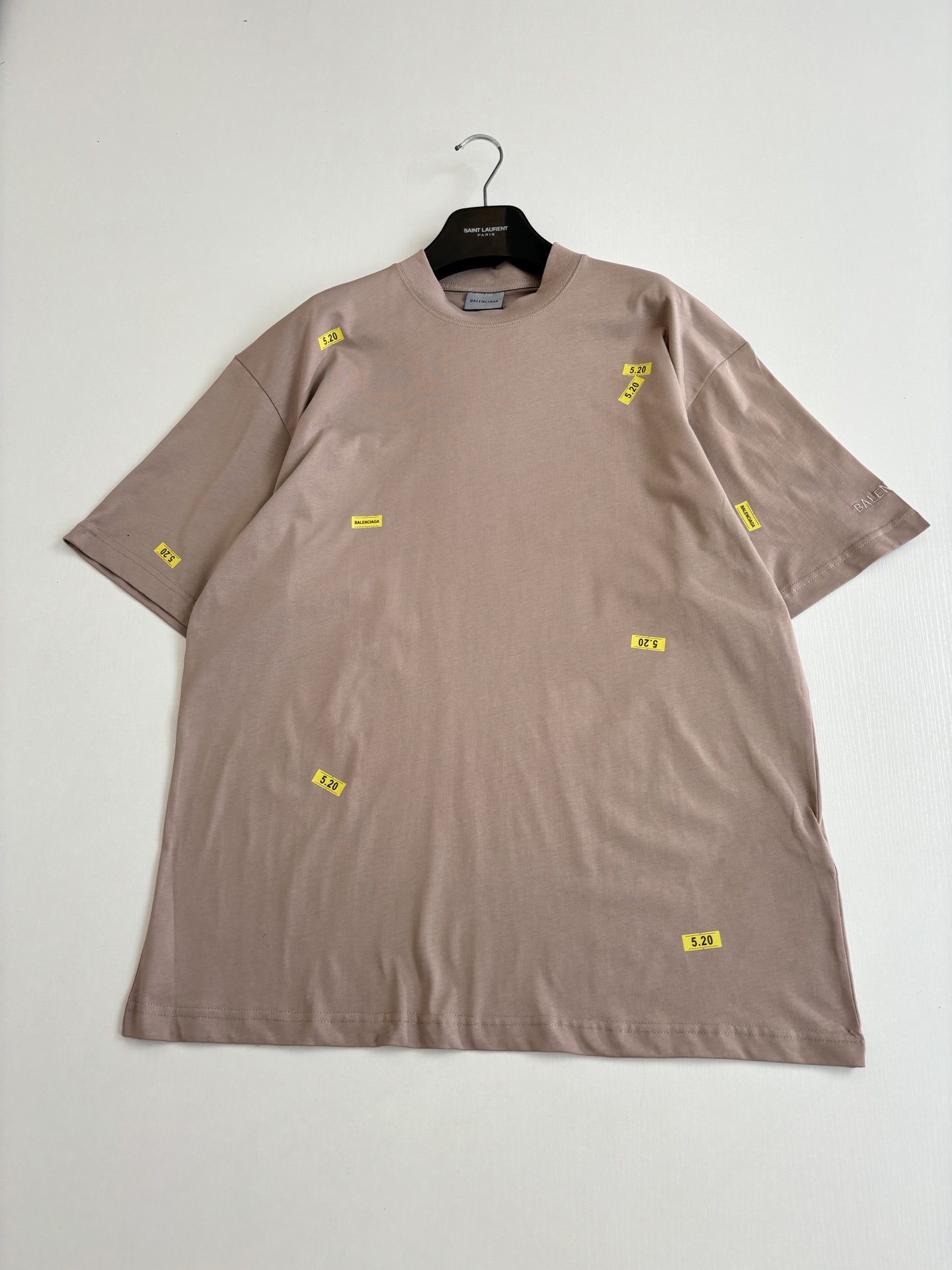 Balenciaga Balenciag*/巴黎 26SS 520限定标签印花短袖