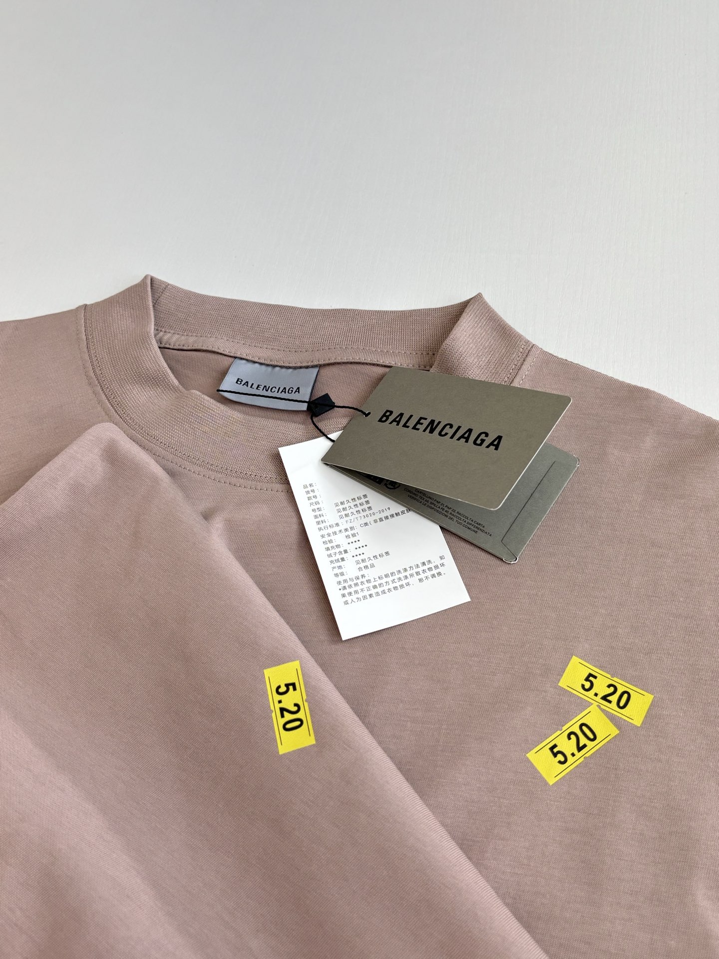 Balenciaga Balenciag*/巴黎 26SS 520限定标签印花短袖