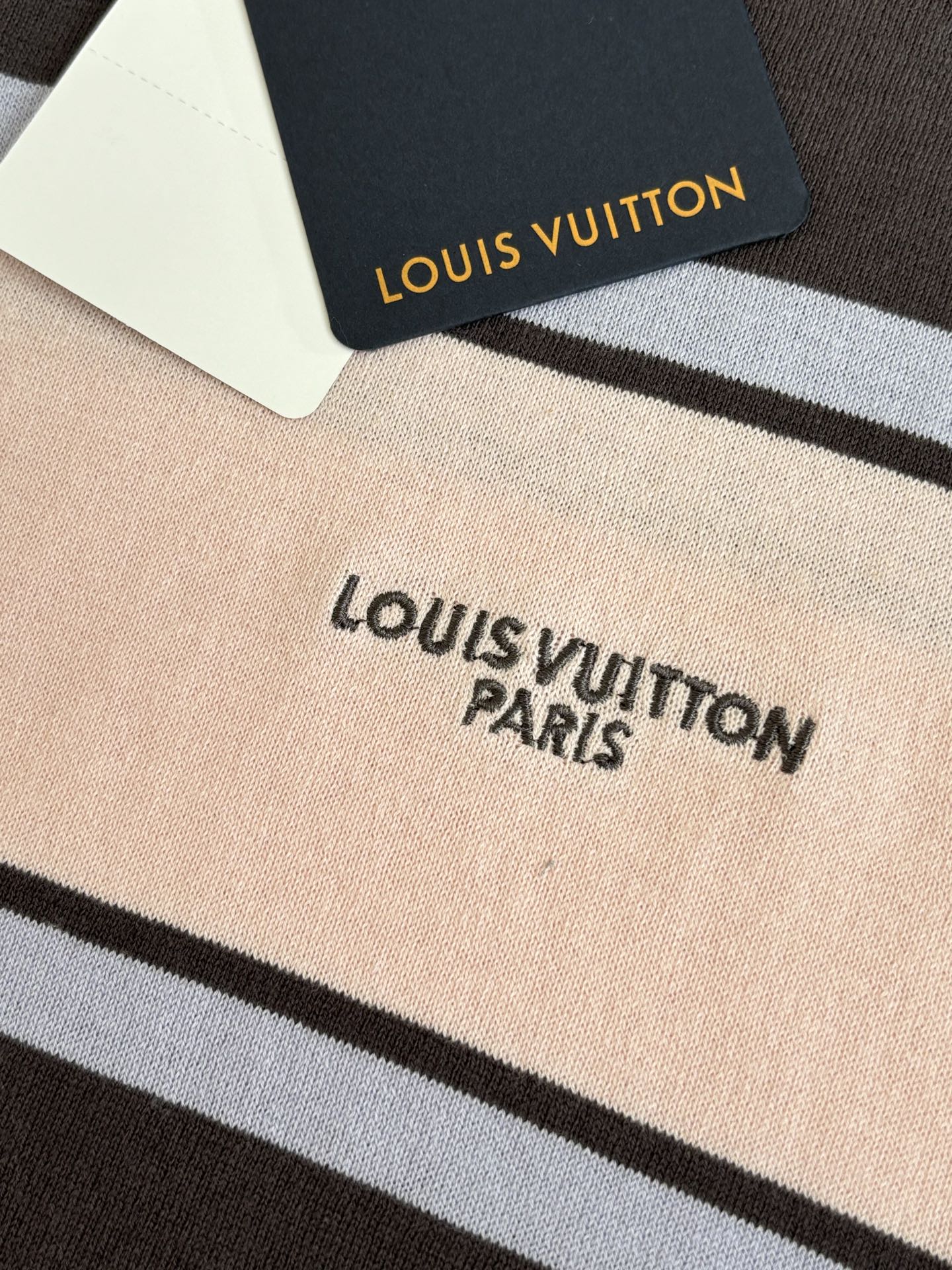 Louis Vuitton 1V/路易 SS26 拼色条纹字母小标识刺绣针织短袖T恤