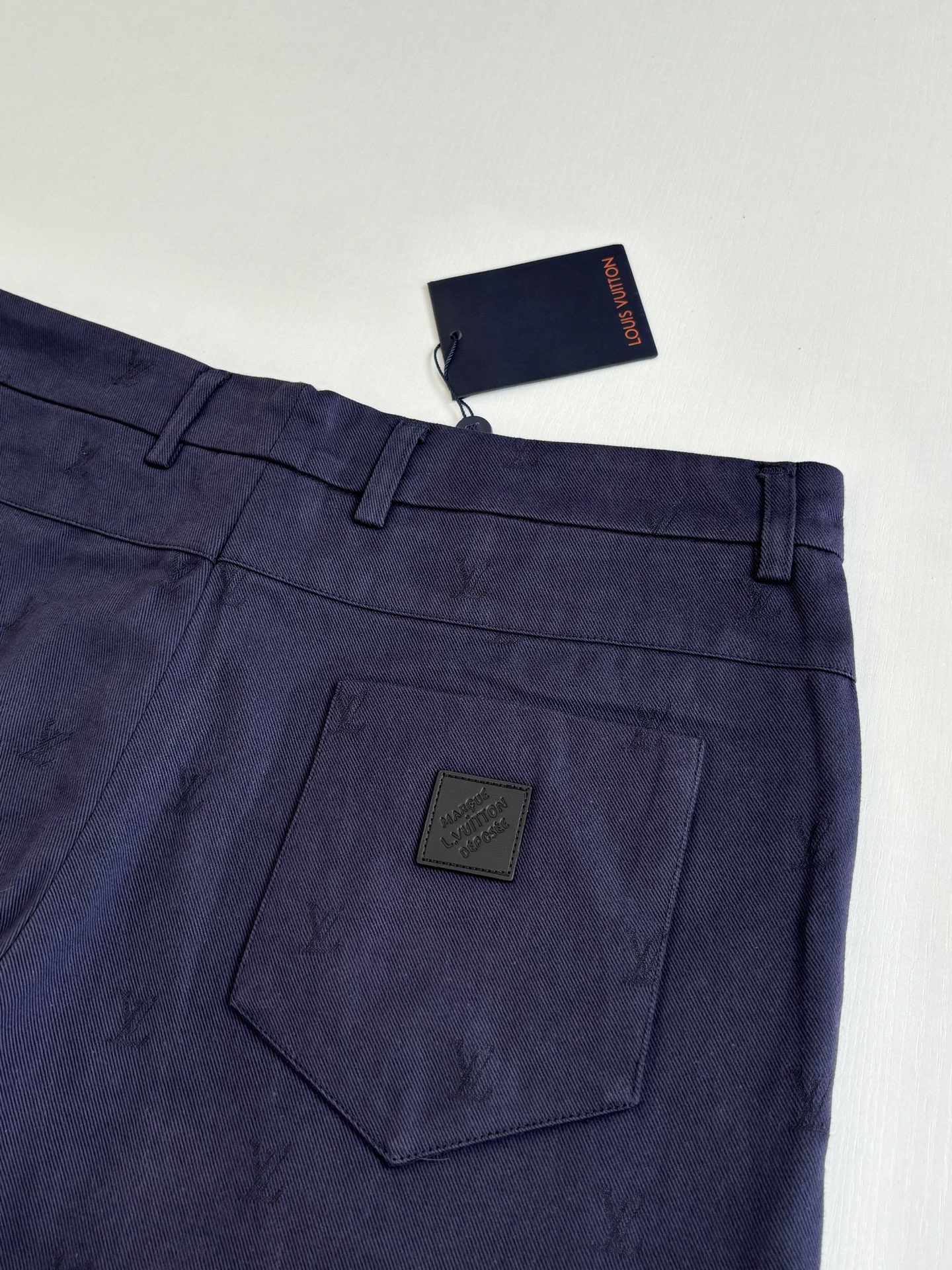 Louis Vuitton 1V/路易 monogram老花暗纹提花休闲短裤