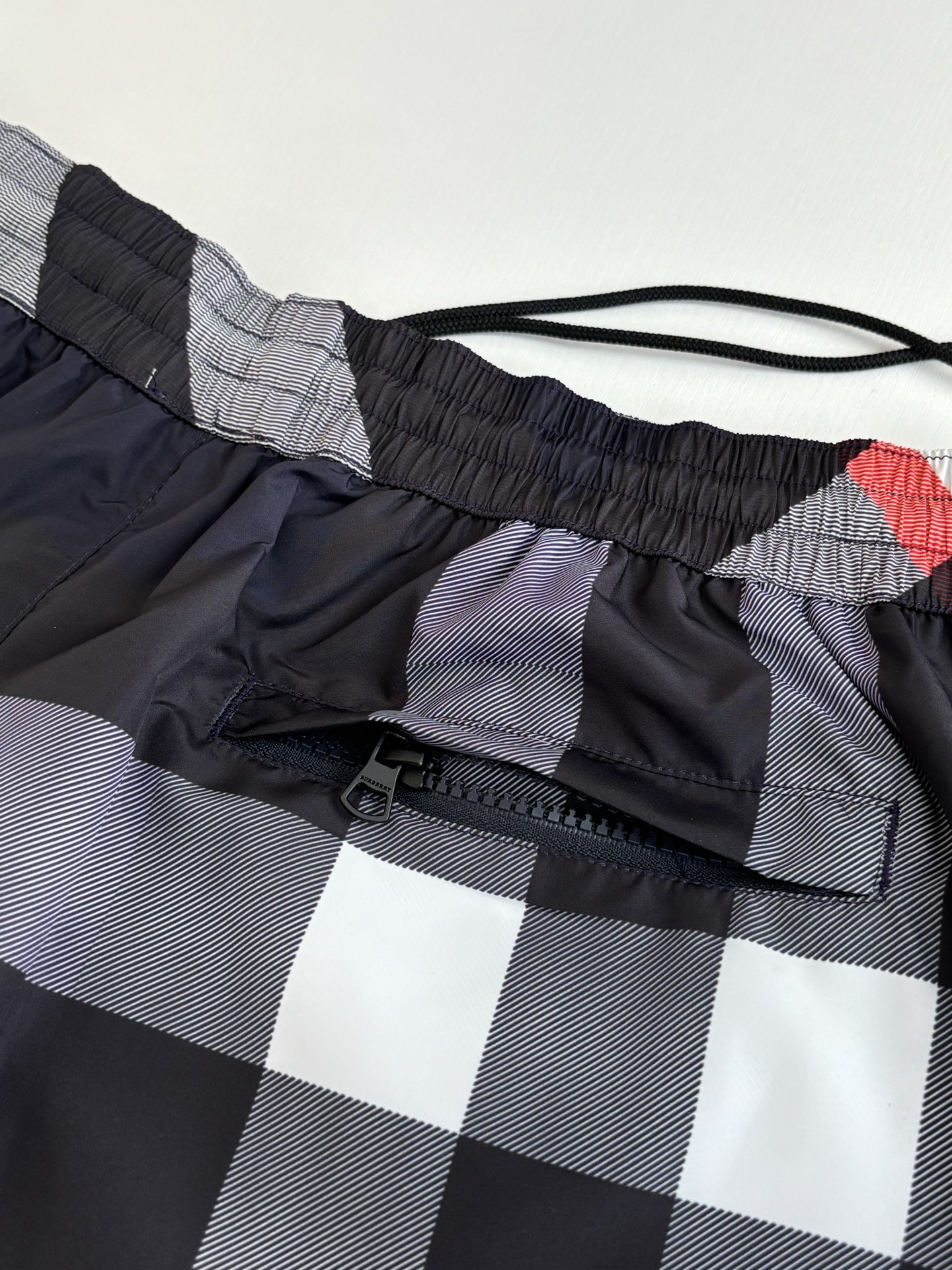Burberry Burberry*/巴宝莉 25SS春夏新款 格纹短裤