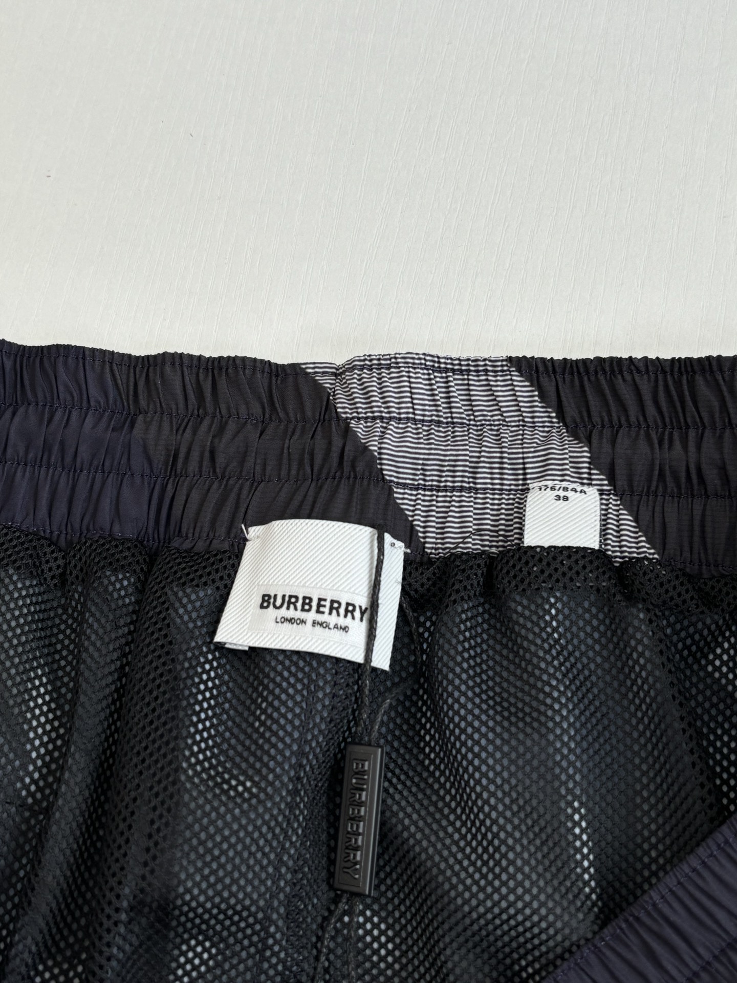 Burberry Burberry*/巴宝莉 25SS春夏新款 格纹短裤