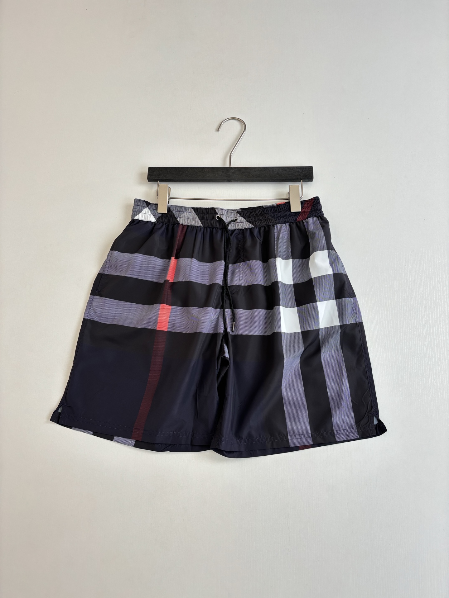 Burberry Burberry*/巴宝莉 25SS春夏新款 格纹短裤