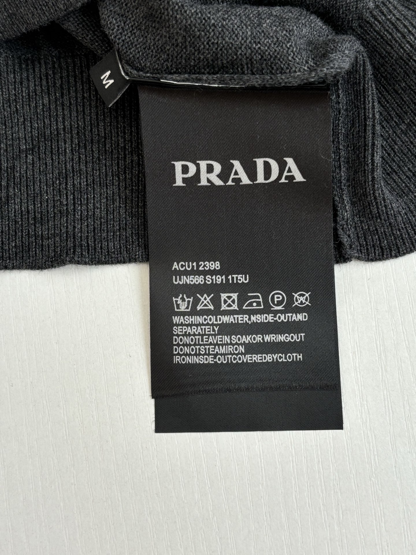 Prada Prad*/普拉达 深灰焦糖撞色针织短袖T恤