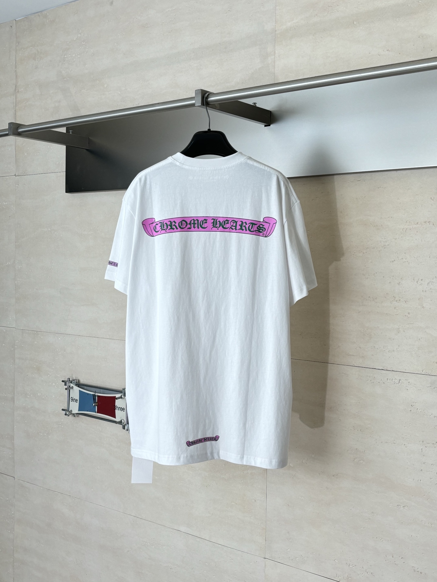 Chrome Hearts Chrome Heart*/克罗心 黑粉卷轴印花短袖T恤