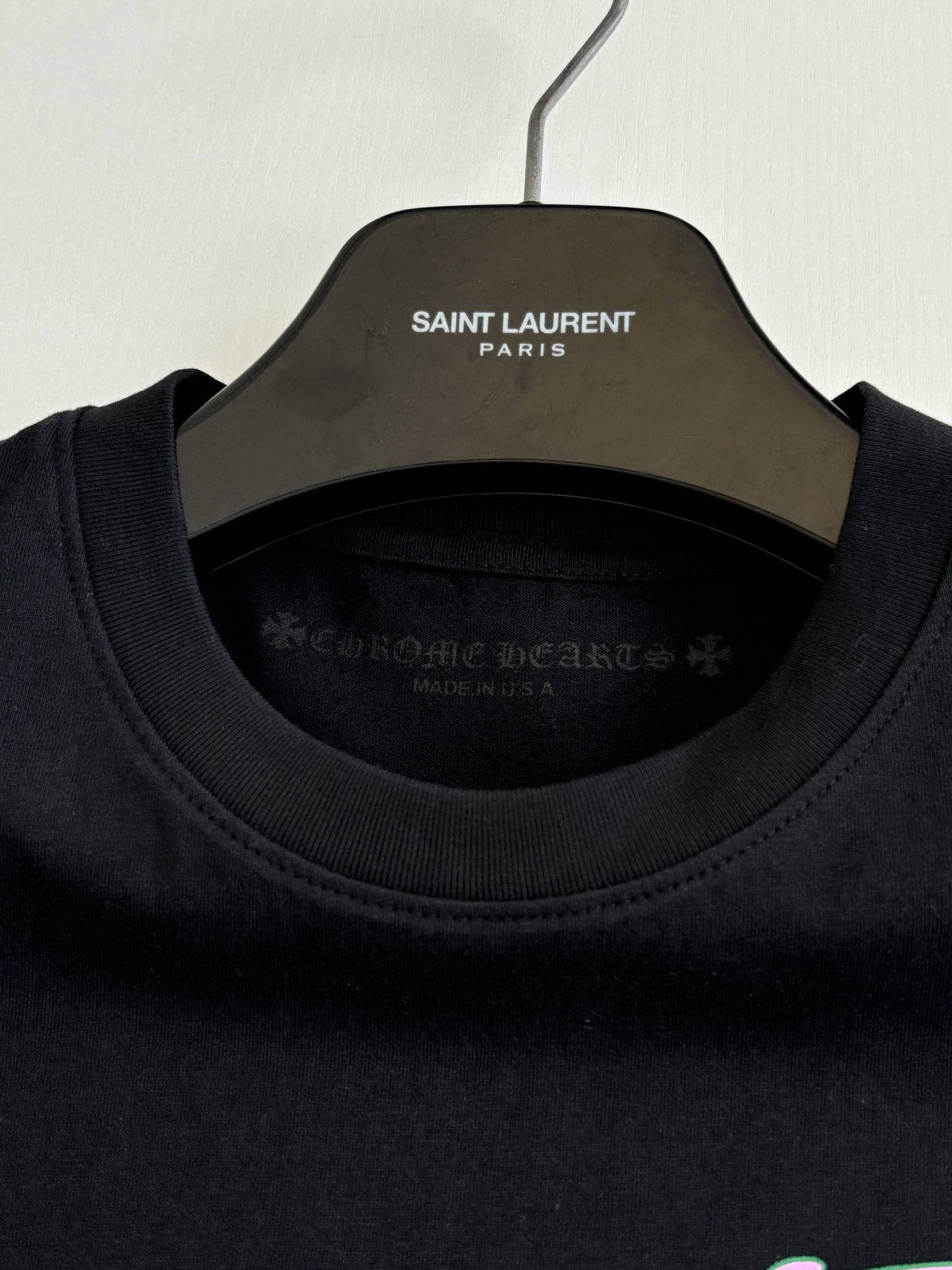 Chrome Hearts Chrome Heart*/克罗心 黑粉卷轴印花短袖T恤