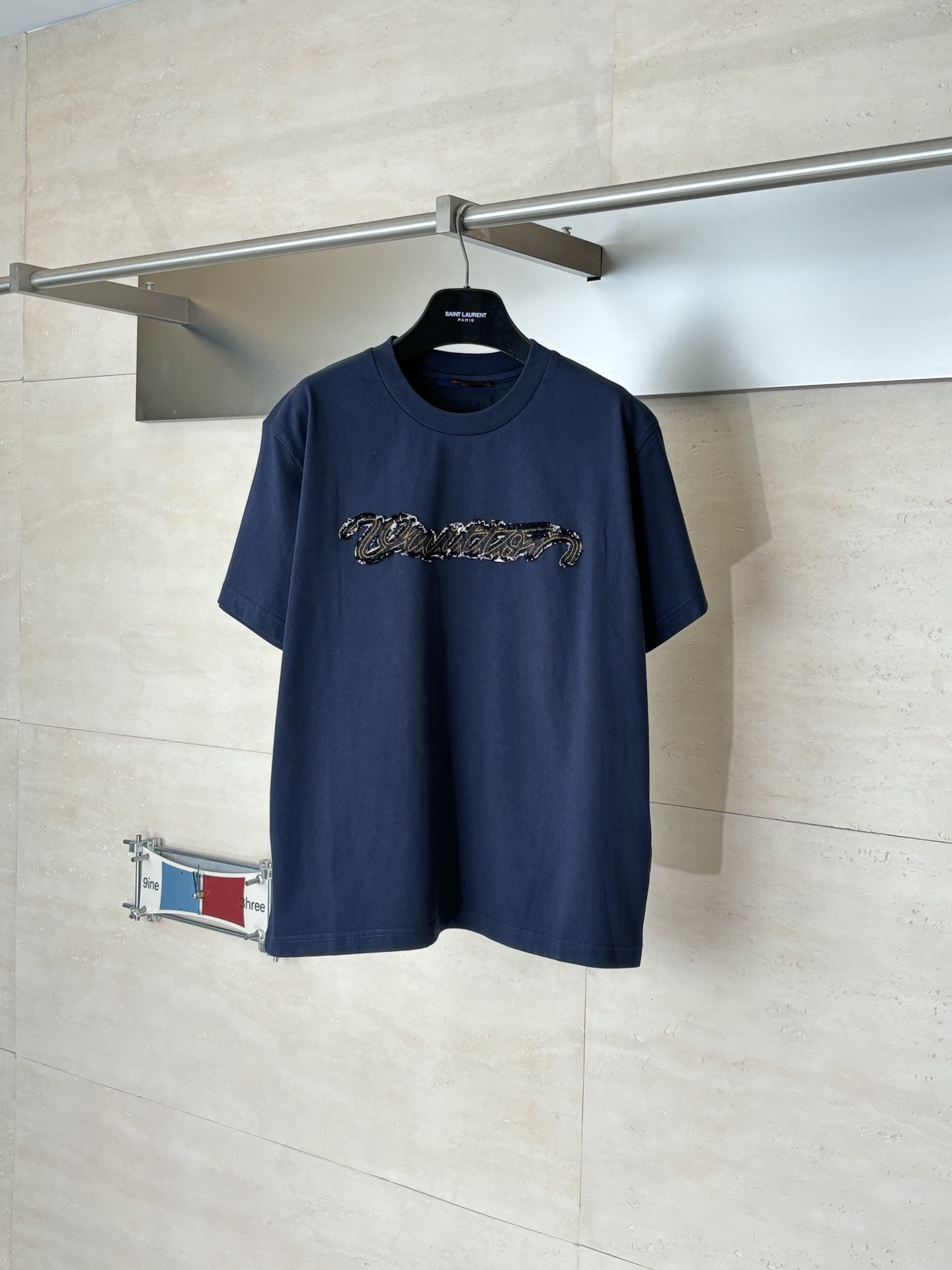Louis Vuitton 1V/路易 SS26 牛仔贴布磨毛刺绣短袖T恤