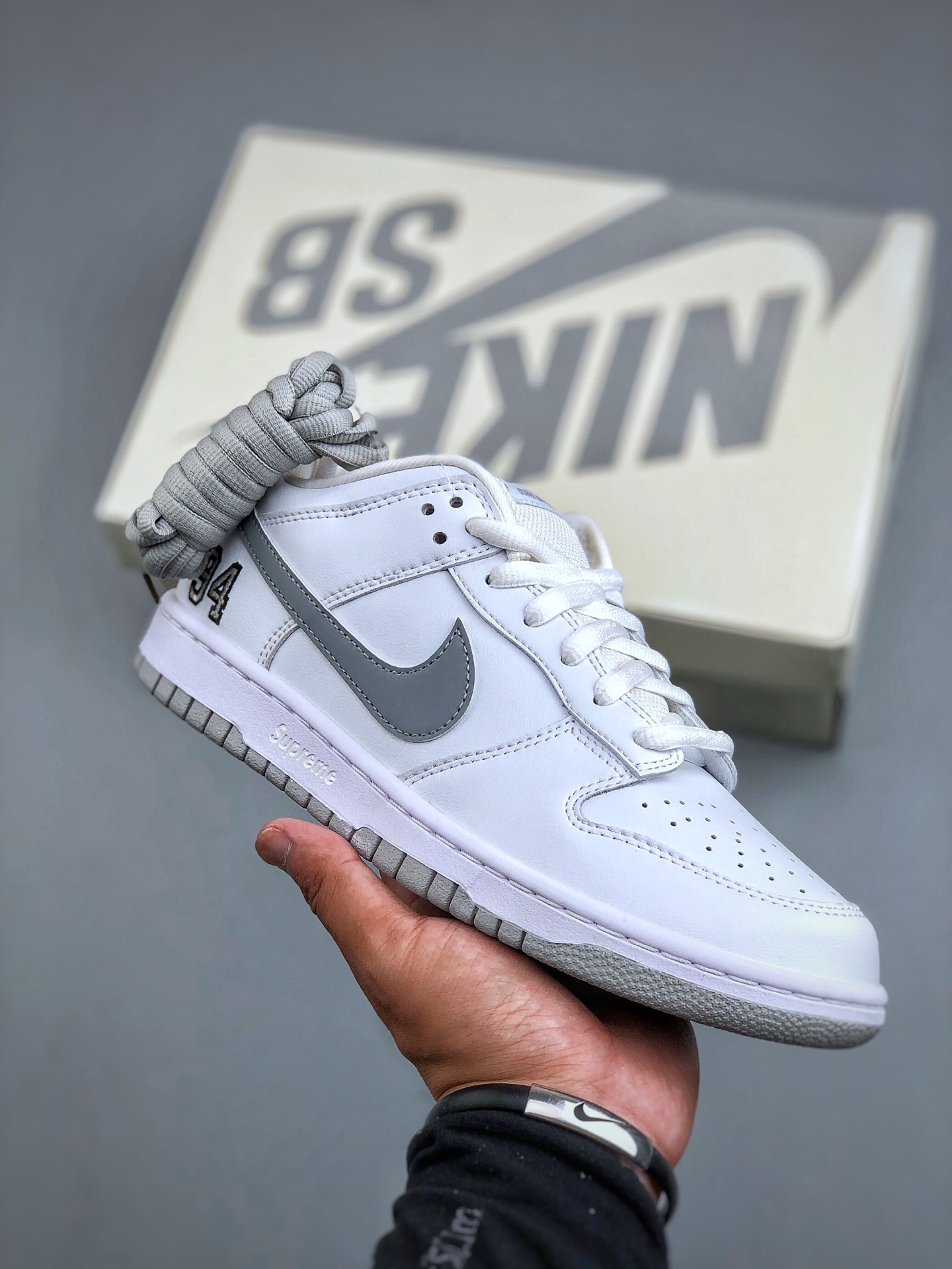 NIKE SB DUNK LOW OG QS 低帮休闲运动板鞋原装头层材料 用料绝不含糊 独家版型蒸餾加工帶來的是更好的视觉和脚感体验 清洁度 电绣工艺 皮料切割干净无任何毛边 细节完美货号:HQ8487 100 (半)