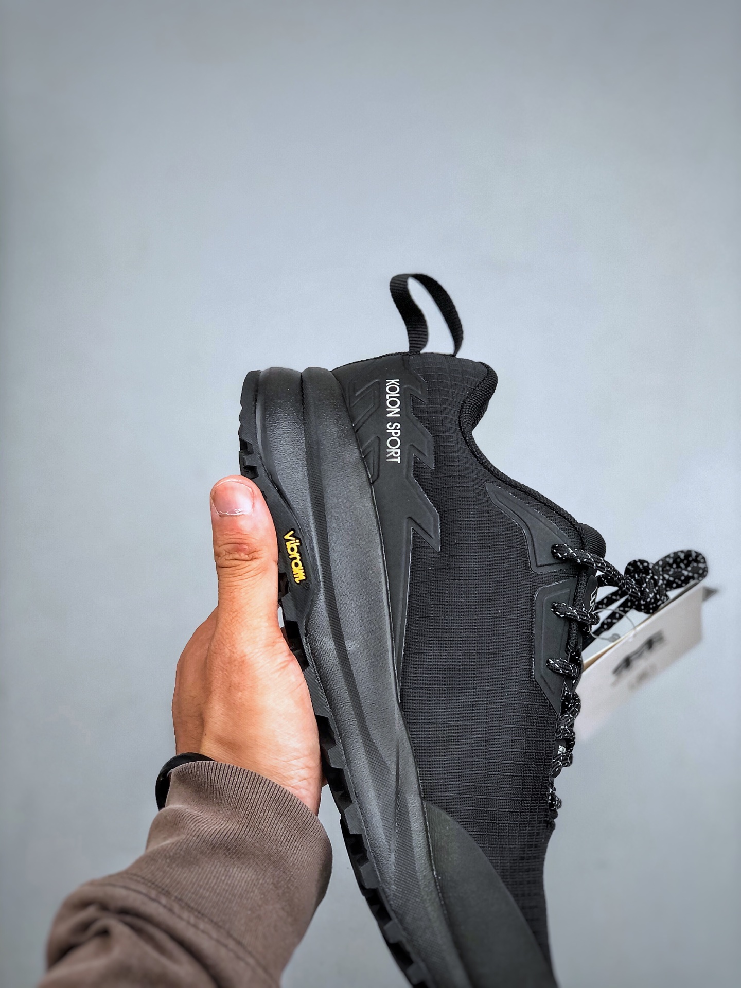 可隆 KOLSPORT Skyier 2 舒适柔软 防水撑轻回弹 低帮 徒步鞋 男款黑色 可隆 KOLSPORT Skyier 2 舒适柔软 防水撑轻回弹 低帮 徒步鞋 男款黑色