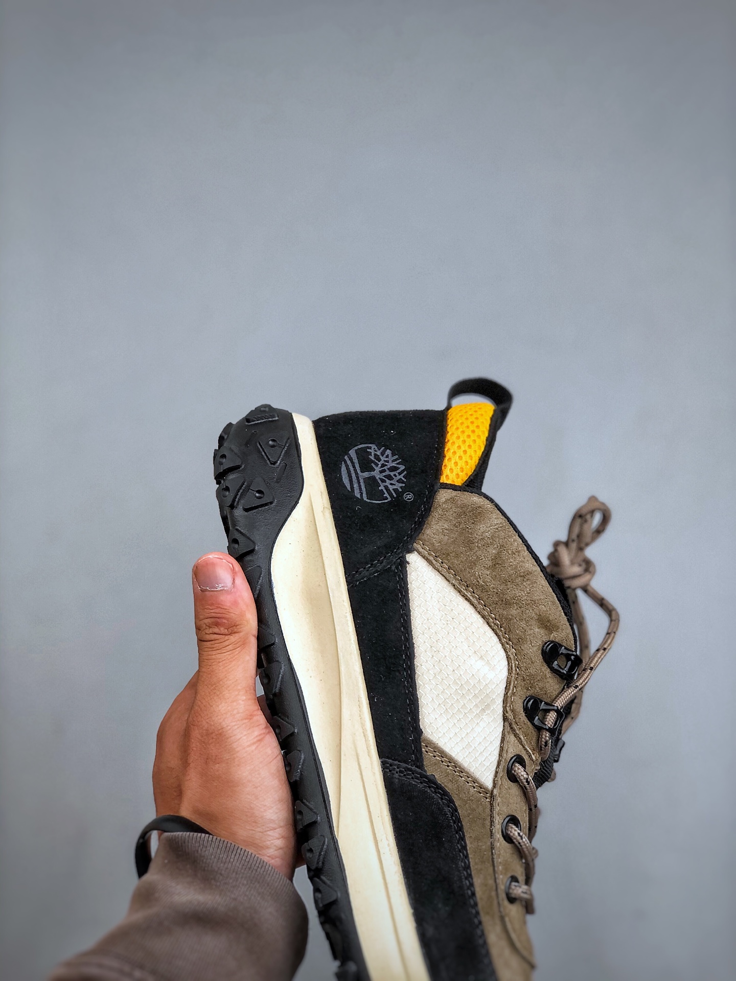 220 新货Timberland添柏岚/天伯伦户外低帮休闲鞋系列-Chinese UA Cheap High Quatity Brand Clothes Bags handbags Sneakers wholesale wholesaler seller from China Factory suppliers Fashion Clothing Shoes best Quality Beautiful Price 220 新货Timberland添柏岚/天伯伦户外低帮休闲鞋系列