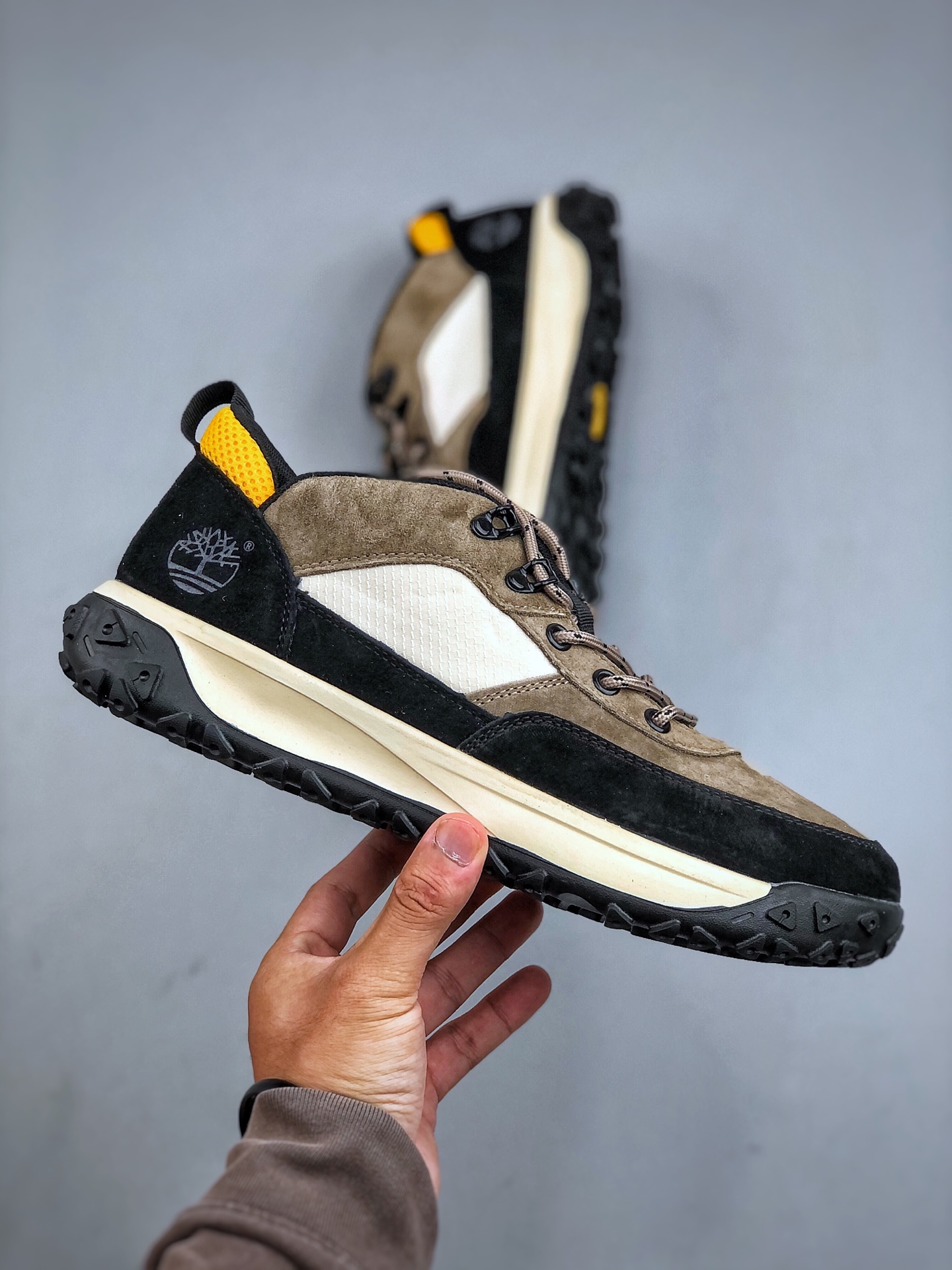 220 新货Timberland添柏岚/天伯伦户外低帮休闲鞋系列-Chinese UA Cheap High Quatity Brand Clothes Bags handbags Sneakers wholesale wholesaler seller from China Factory suppliers Fashion Clothing Shoes best Quality Beautiful Price 220 新货Timberland添柏岚/天伯伦户外低帮休闲鞋系列