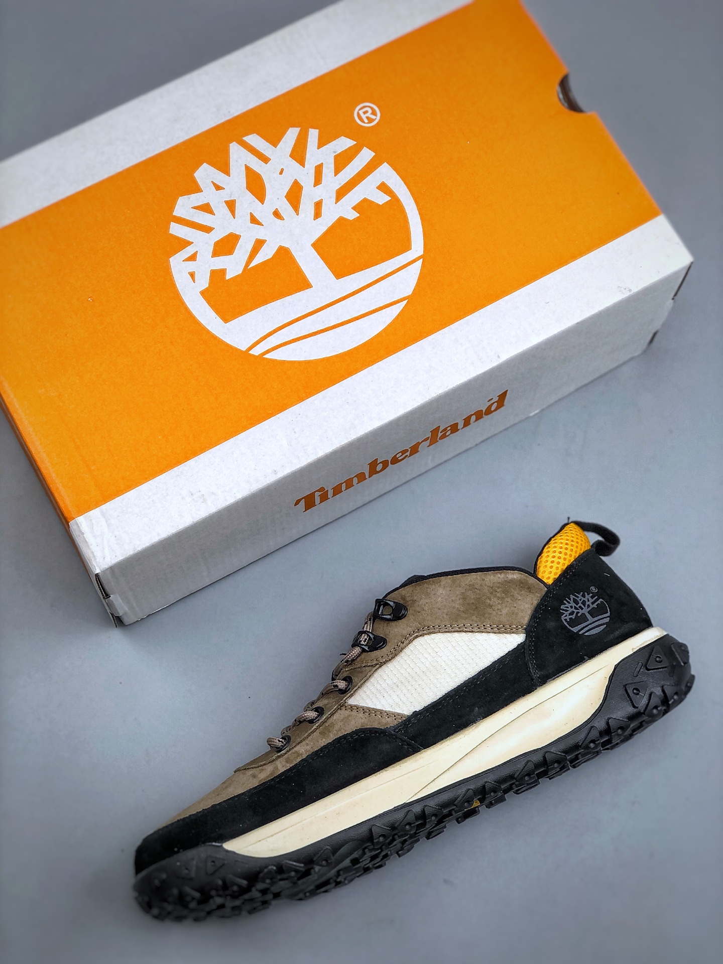 220 新货Timberland添柏岚/天伯伦户外低帮休闲鞋系列-Chinese UA Cheap High Quatity Brand Clothes Bags handbags Sneakers wholesale wholesaler seller from China Factory suppliers Fashion Clothing Shoes best Quality Beautiful Price 220 新货Timberland添柏岚/天伯伦户外低帮休闲鞋系列