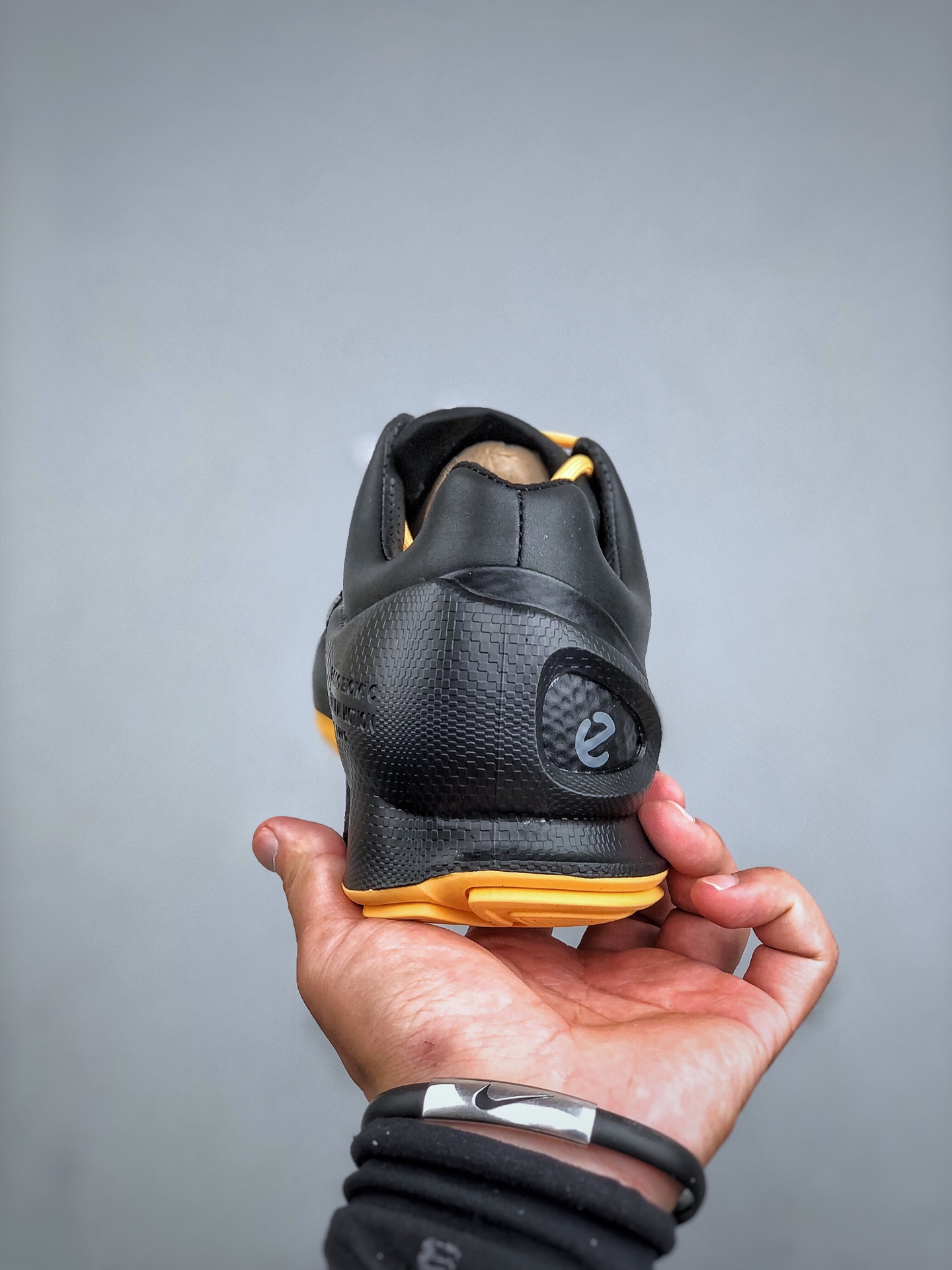 280 Ecco 2024爱步 15周年经典 特有LOGO车边 特别有型 北欧风格 舒适 休闲保暖 超弹性 耐磨 减震-Chinese UA Cheap High Quatity Brand Clothes Bags handbags Sneakers wholesale wholesaler seller from China Factory suppliers Fashion Clothing Shoes best Quality Beautiful Price 280 Ecco 2024爱步 15周年经典 特有LOGO车边 特别有型 北欧风格 舒适 休闲保暖 超弹性 耐磨 减震