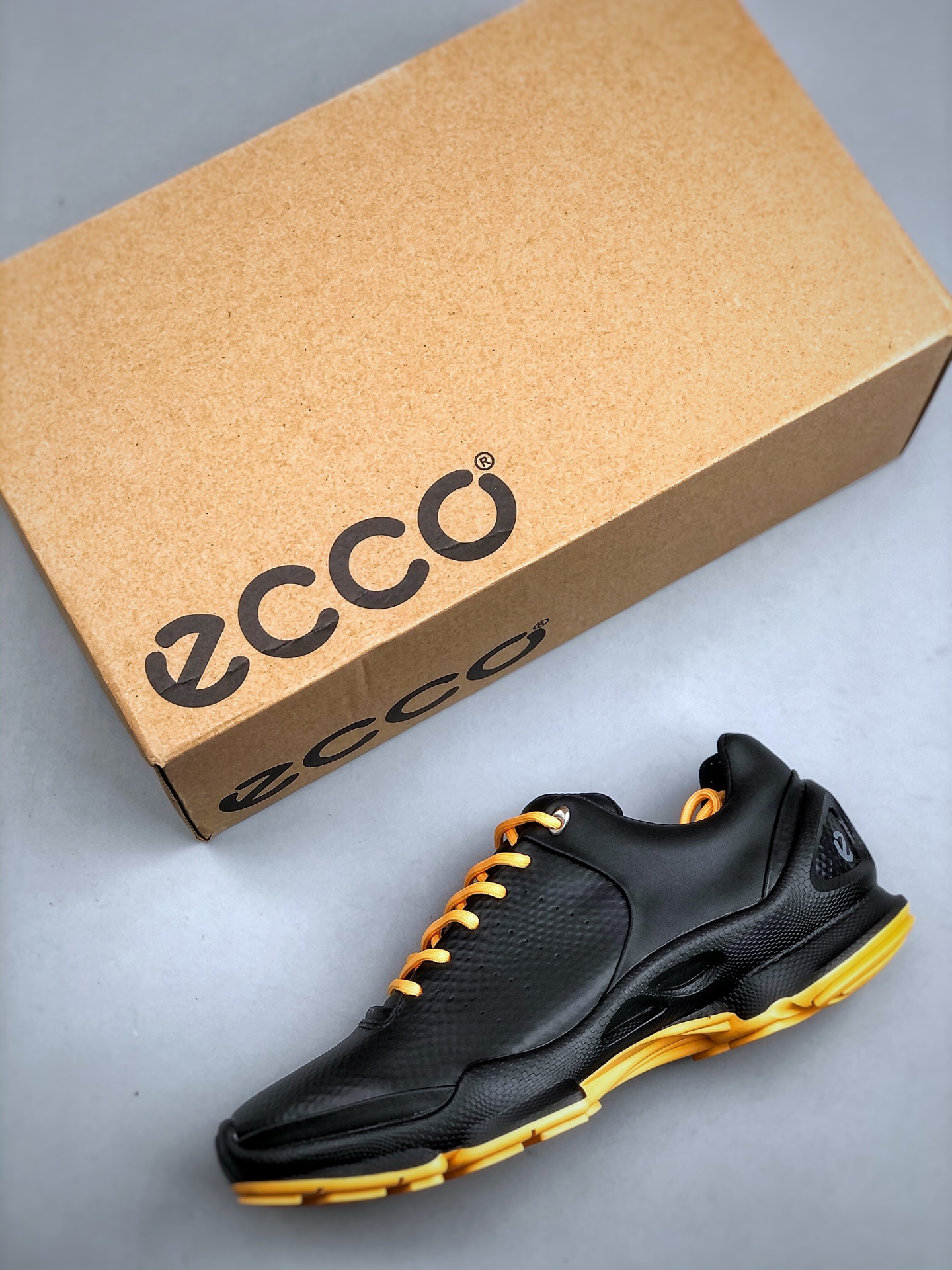 280 Ecco 2024爱步 15周年经典 特有LOGO车边 特别有型 北欧风格 舒适 休闲保暖 超弹性 耐磨 减震-Chinese UA Cheap High Quatity Brand Clothes Bags handbags Sneakers wholesale wholesaler seller from China Factory suppliers Fashion Clothing Shoes best Quality Beautiful Price 280 Ecco 2024爱步 15周年经典 特有LOGO车边 特别有型 北欧风格 舒适 休闲保暖 超弹性 耐磨 减震