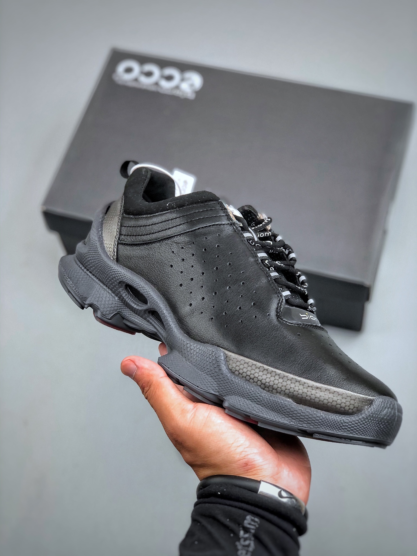 280 Ecco 爱步 25周年经典 #经典和现代工艺品质融合 精选小牛皮面料 百搭休闲老爹鞋-Chinese UA Cheap High Quatity Brand Clothes Bags handbags Sneakers wholesale wholesaler seller from China Factory suppliers Fashion Clothing Shoes best Quality Beautiful Price 280 Ecco 爱步 25周年经典 #经典和现代工艺品质融合 精选小牛皮面料 百搭休闲老爹鞋