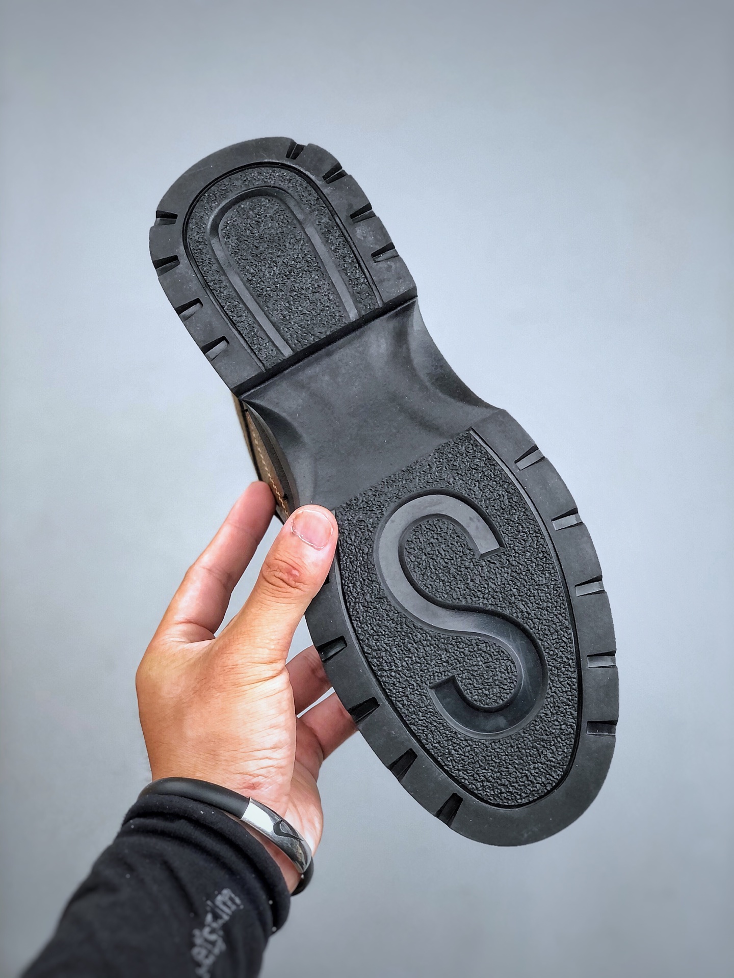 240 /Timberland 天伯伦/添柏岚经典款 25ss新款低帮 TB23066-Chinese UA Cheap High Quatity Brand Clothes Bags handbags Sneakers wholesale wholesaler seller from China Factory suppliers Fashion Clothing Shoes best Quality Beautiful Price 240 /Timberland 天伯伦/添柏岚经典款 25ss新款低帮 TB23066