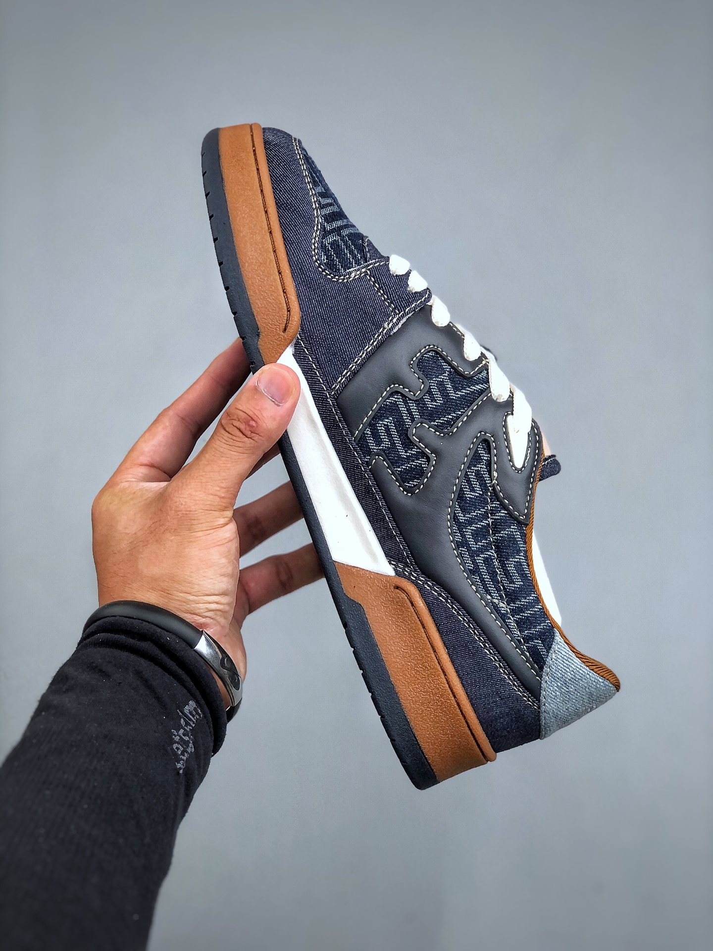 380 广东原装高端品质 FENDI芬迪 Match 圆头厚底 低帮板鞋 Fendi芬迪情侣款休闲鞋