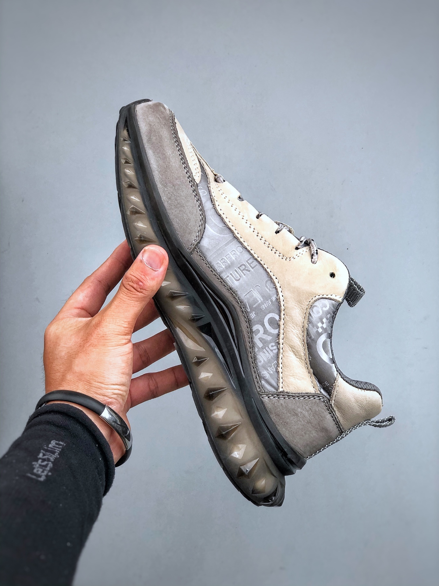 Ecco爱步潮流男鞋2025春秋款街头 男款百搭 街头系列新品 工艺牛皮鞋面-High Quatity Cheap Brand wholesale wholesaler seller Clothes Bags handbags Sneakers Top Fashion Clothing Shoes from China Factory Chinese suppliers best Quality Beautiful Price Ecco爱步潮流男鞋2025春秋款街头 男款百搭 街头系列新品 工艺牛皮鞋面