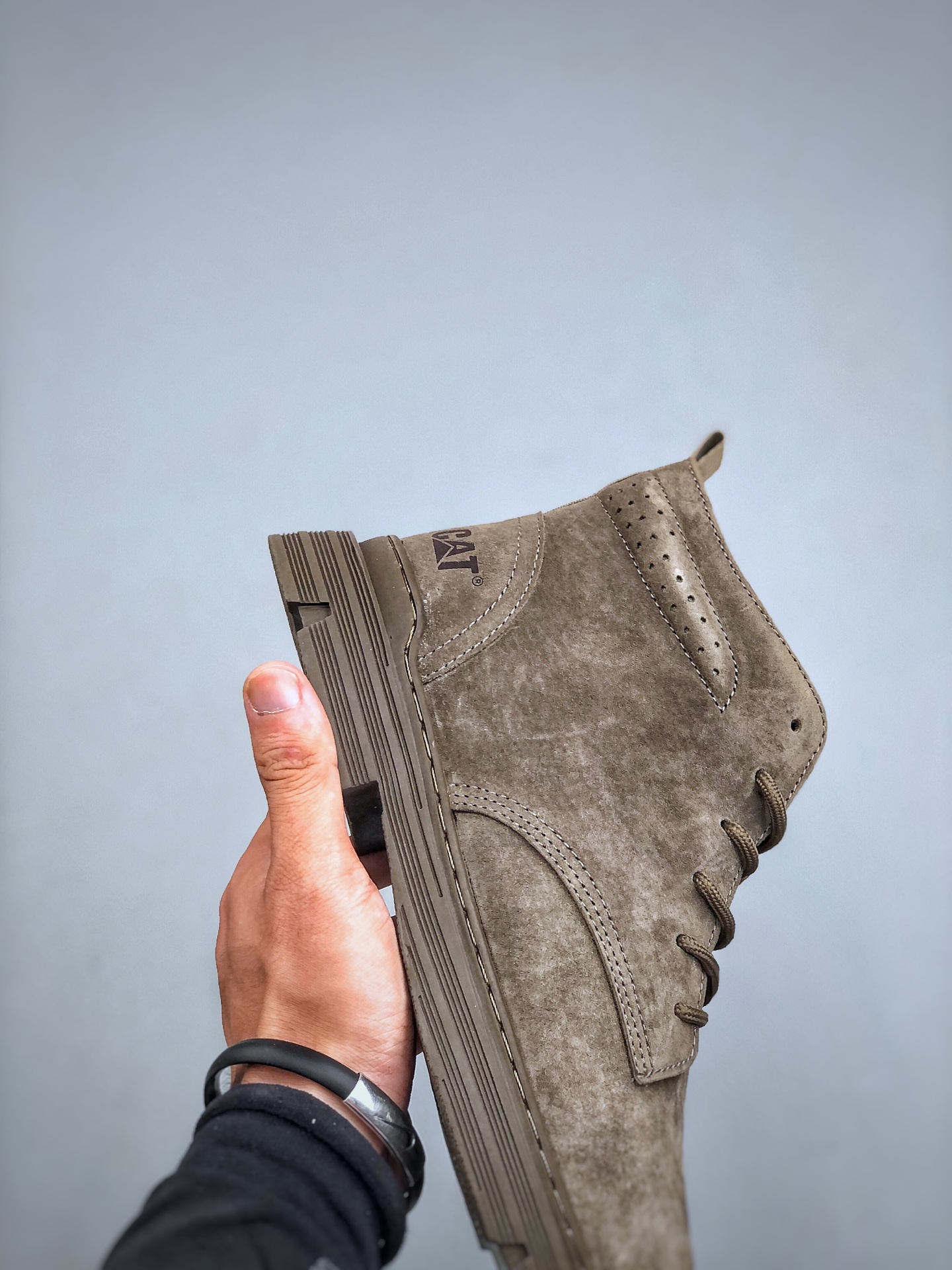 260 25年秋冬款CAT硬汉推土机品牌·卡特Tramp Hike Low款户外中邦休闲系带男鞋