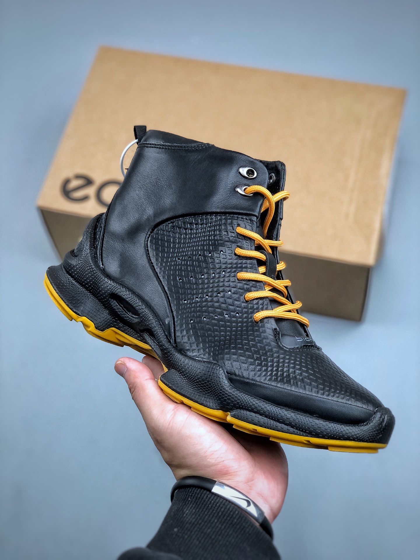 ECCO爱步 小红书爆款 新款百搭休闲款 Ecco/爱步男士跑步鞋休闲鞋透气轻质系带轻便运动鞋