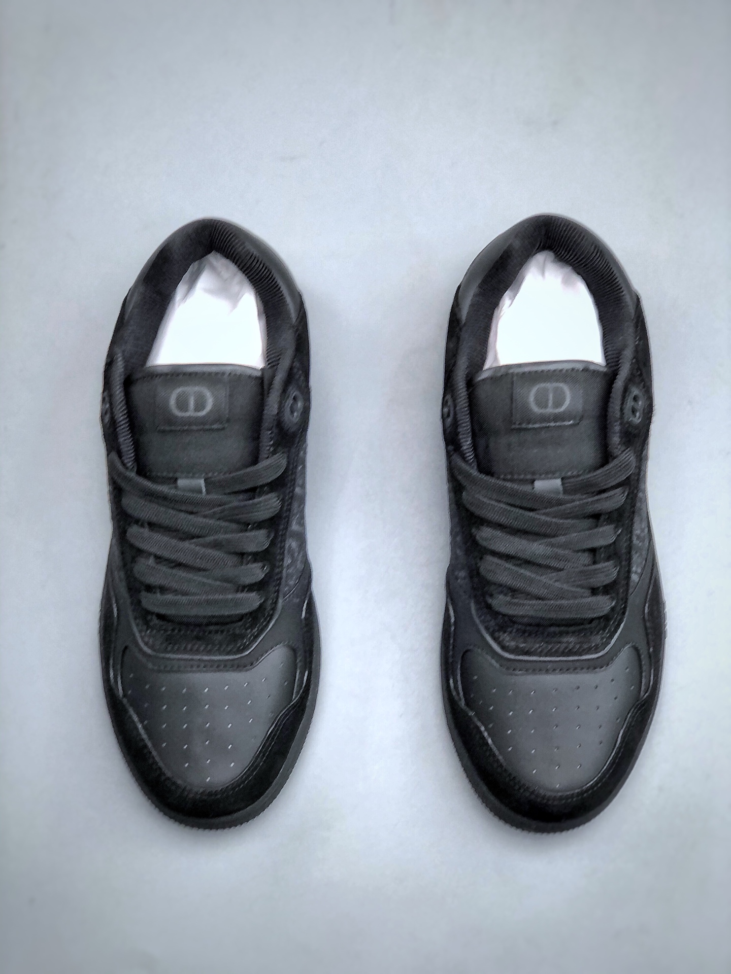 迪奥 B27休闲运动鞋 延续 Di*r的经典款式B27