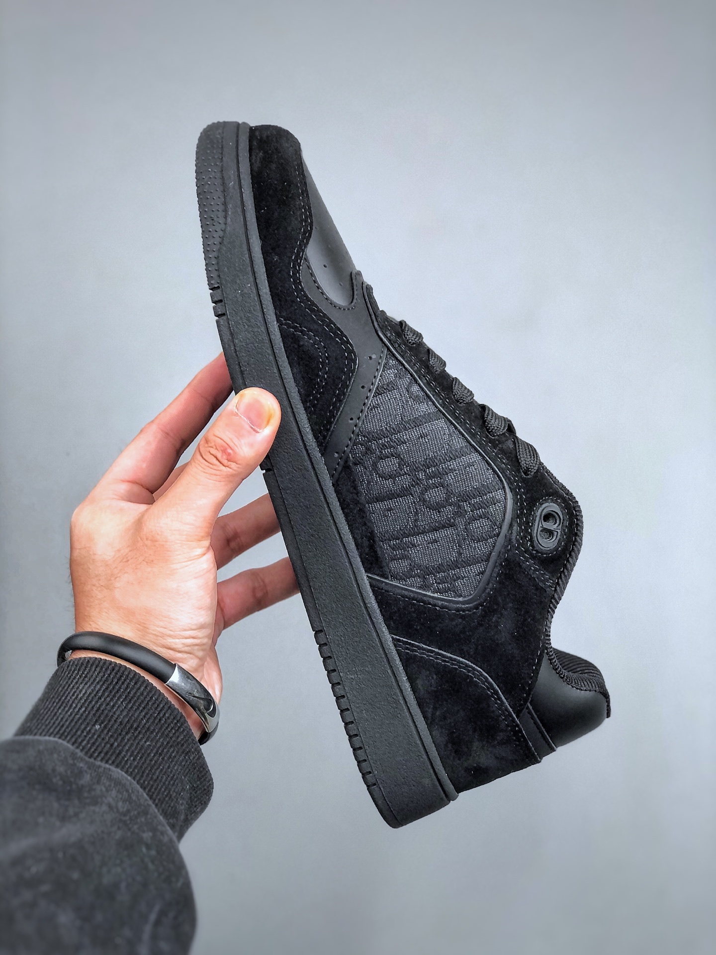 迪奥 B27休闲运动鞋 延续 Di*r的经典款式B27