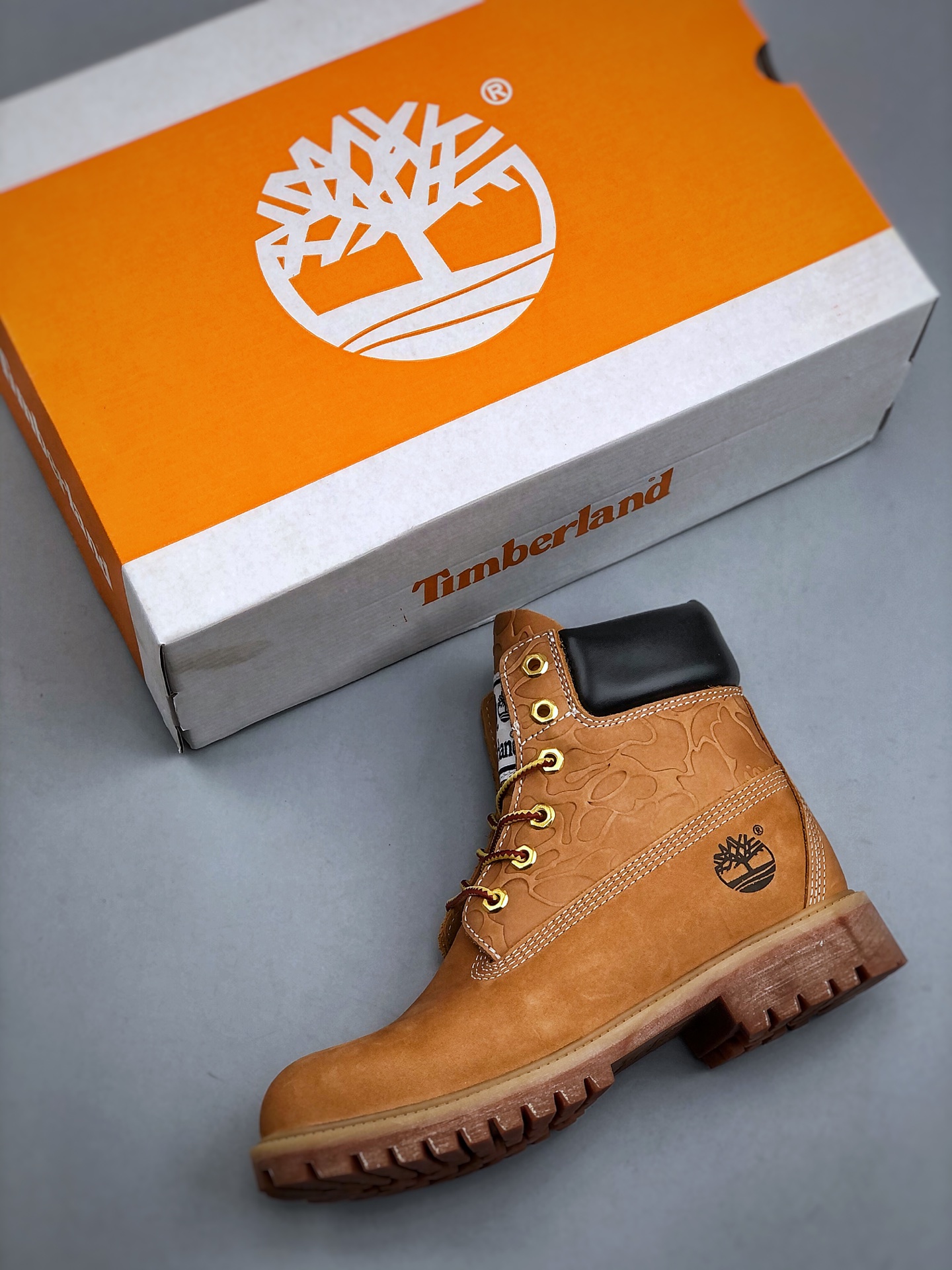 UNDEFEATED BAPEx Timberland添柏岚/天伯伦大黄靴系列 简约舒适 中筒 马丁靴 男款 棕色