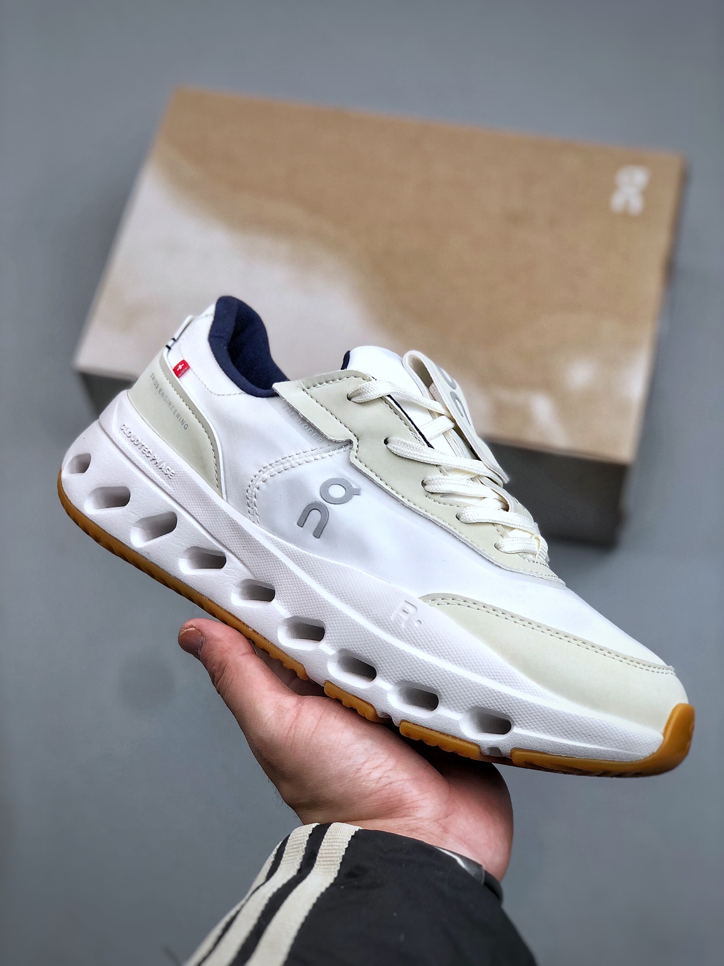 💰140 On昂跑 Cloudsurfer Trail 2 P舒适柔软透气跑步鞋 
轻量运动休闲鞋  尺码：36-45（半）