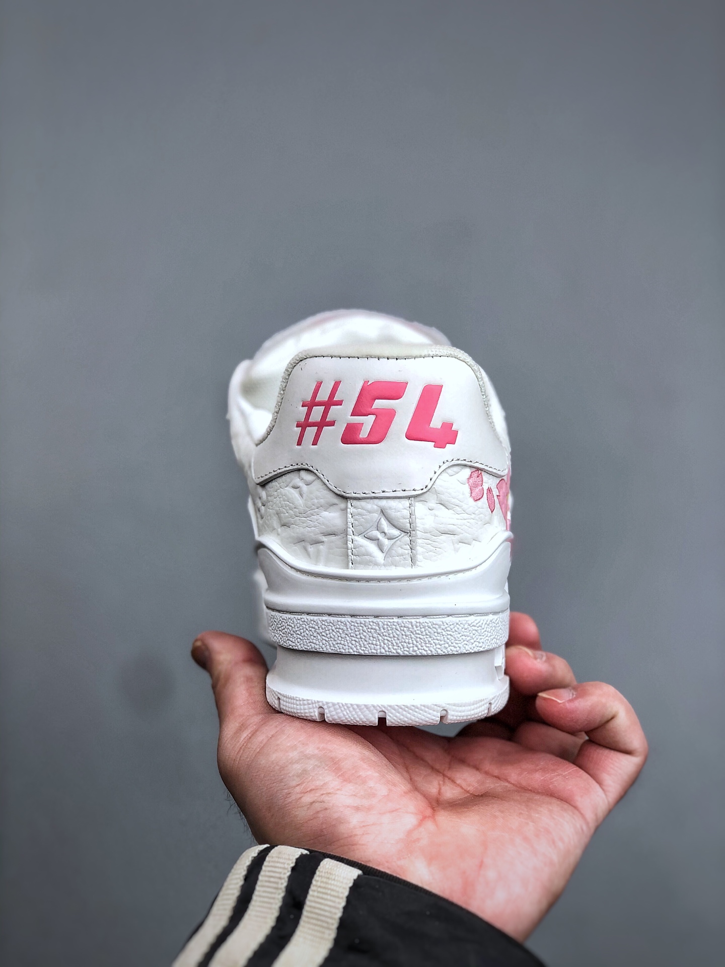 420K广奢高端货 LOUIS VUITTON 路易威登 LV Trainer 牛皮革 板鞋-Chinese UA Cheap High Quatity Brand Clothes Bags handbags Sneakers wholesale wholesaler seller from China Factory suppliers Fashion Clothing Shoes best Quality Beautiful Price 420K广奢高端货 LOUIS VUITTON 路易威登 LV Trainer 牛皮革 板鞋