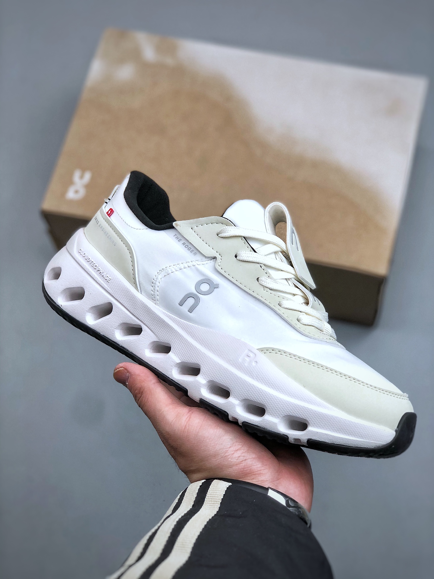 💰140 On昂跑 Cloudsurfer Trail 2 P舒适柔软透气跑步鞋 
轻量运动休闲鞋  尺码：36-45（半）