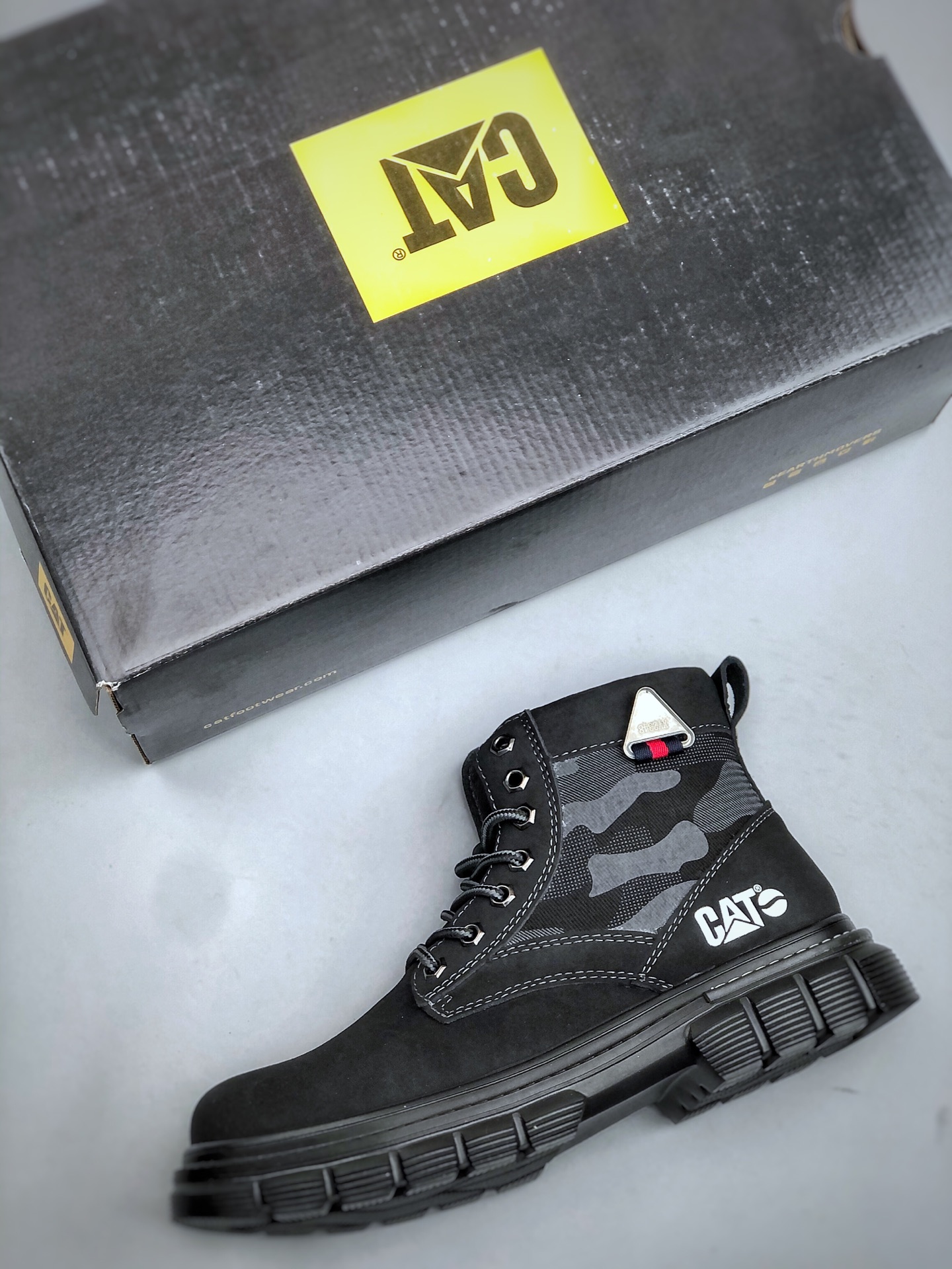 ECAT Fashion卡特 硬汉推土机品牌 经典百搭户外休闲大黄靴系列