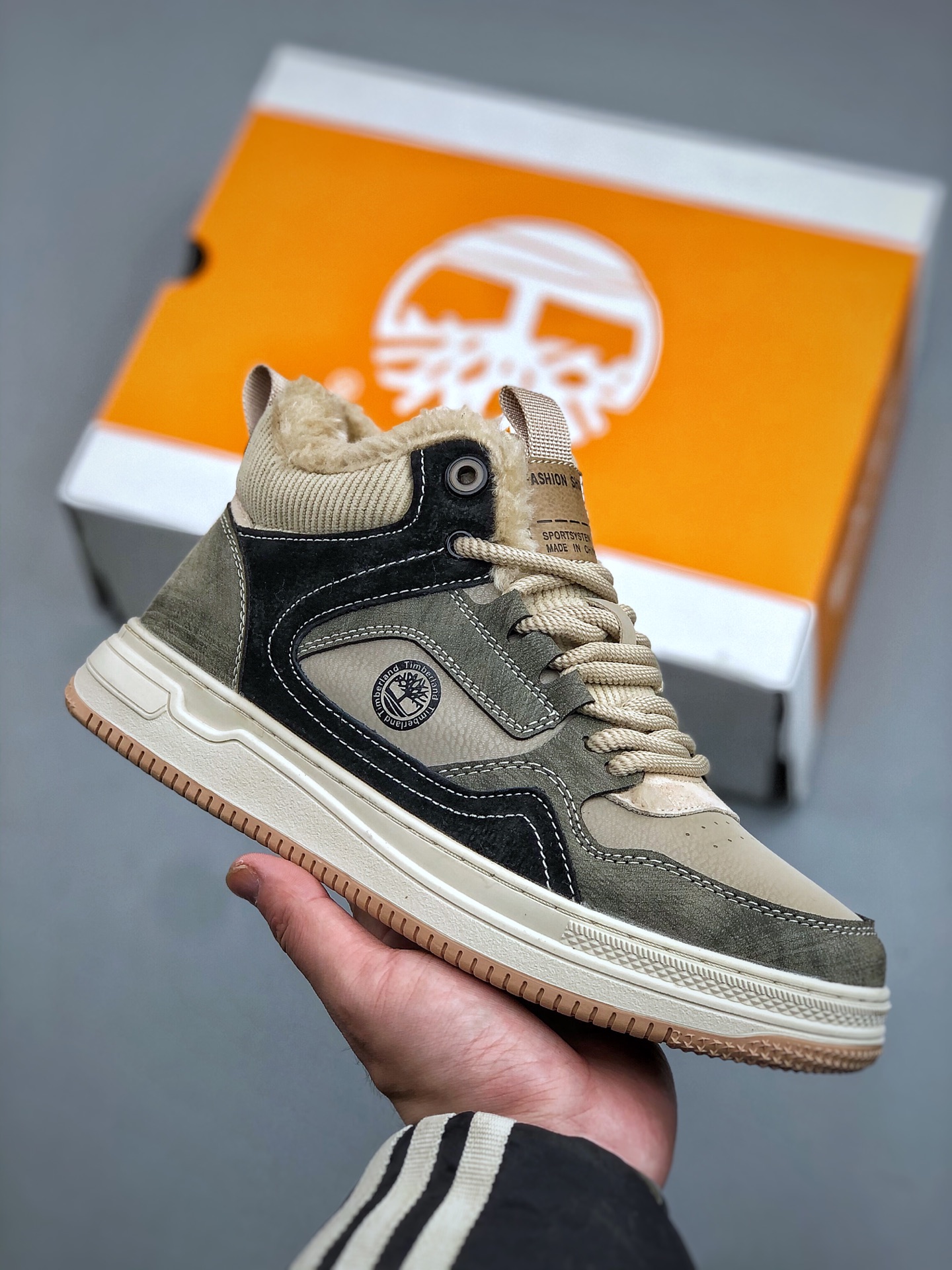 240 Timberland 天伯伦/添柏岚经典款 25ss新款中帮(加绒) TB23066-Chinese UA Cheap High Quatity Brand Clothes Bags handbags Sneakers wholesale wholesaler seller from China Factory suppliers Fashion Clothing Shoes best Quality Beautiful Price 240 Timberland 天伯伦/添柏岚经典款 25ss新款中帮(加绒) TB23066