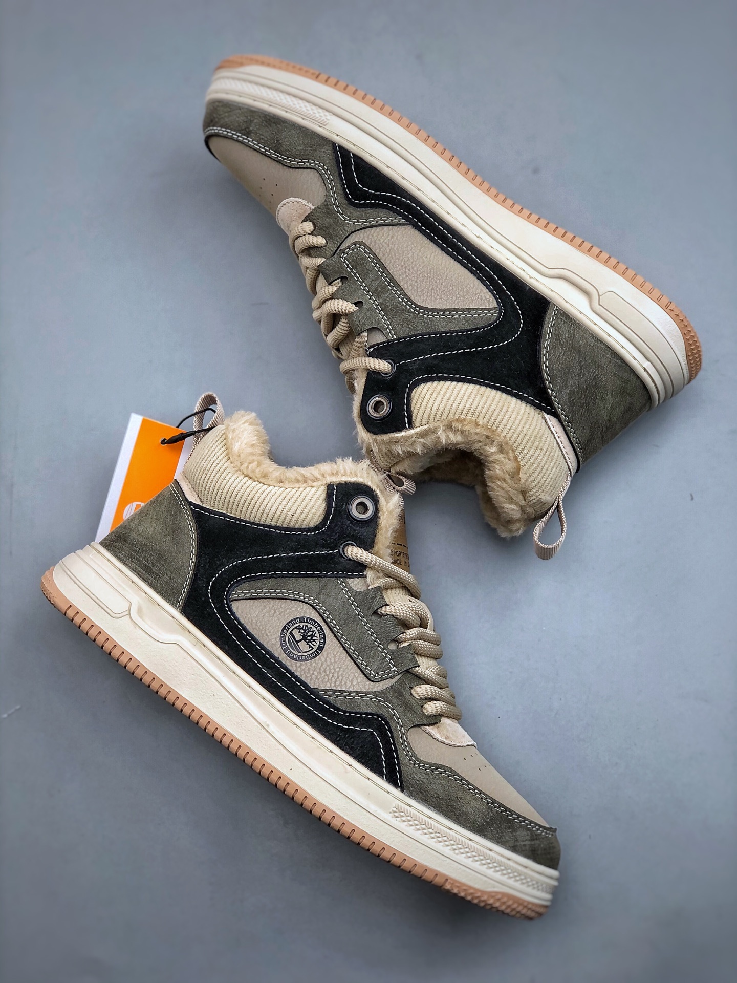 240 Timberland 天伯伦/添柏岚经典款 25ss新款中帮(加绒) TB23066-Chinese UA Cheap High Quatity Brand Clothes Bags handbags Sneakers wholesale wholesaler seller from China Factory suppliers Fashion Clothing Shoes best Quality Beautiful Price 240 Timberland 天伯伦/添柏岚经典款 25ss新款中帮(加绒) TB23066