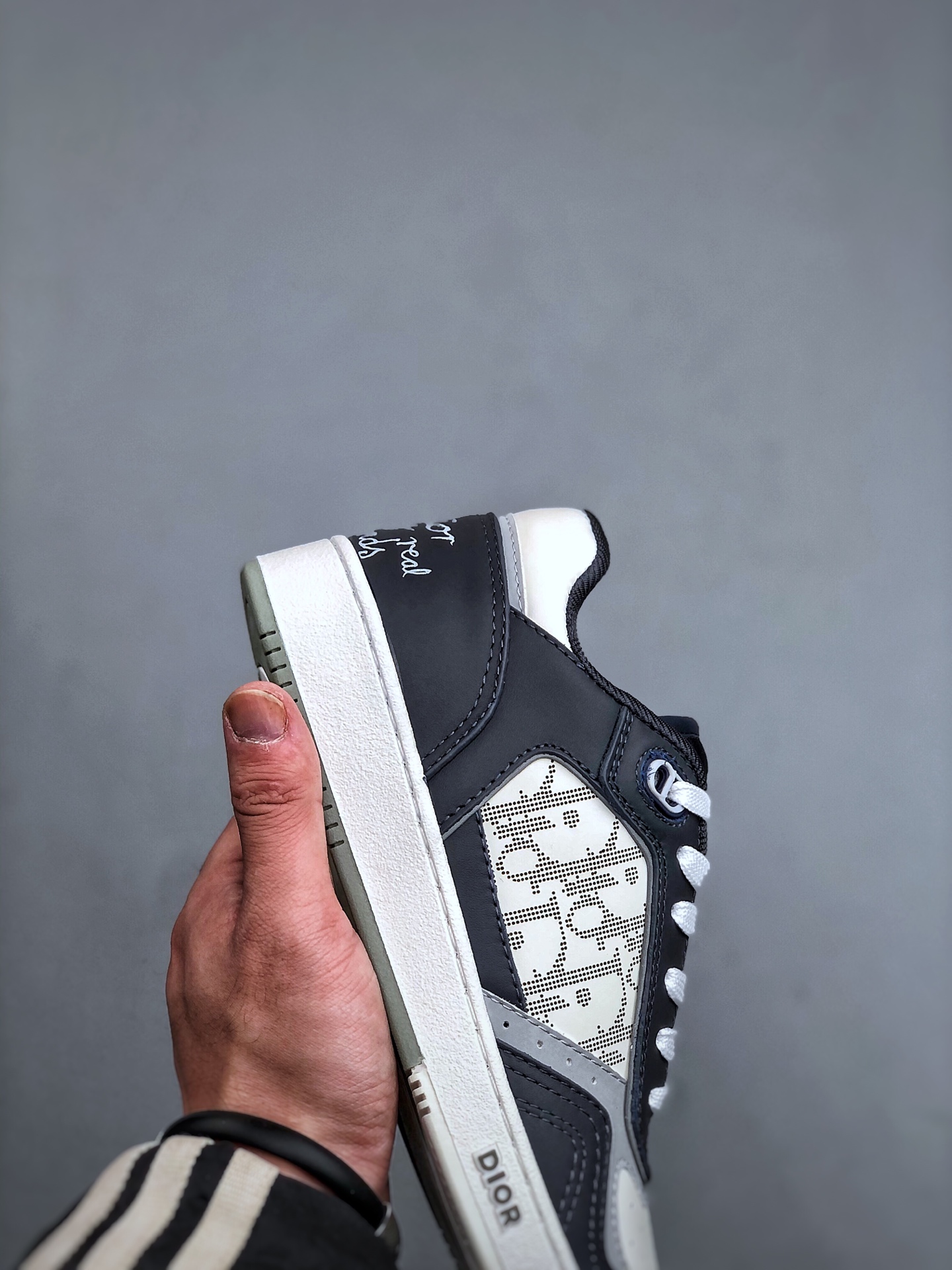 480 Dior迪奥B27系列市面顶级版本出货-Chinese UA Cheap High Quatity Brand Clothes Bags handbags Sneakers wholesale wholesaler seller from China Factory suppliers Fashion Clothing Shoes best Quality Beautiful Price 480 Dior迪奥B27系列市面顶级版本出货