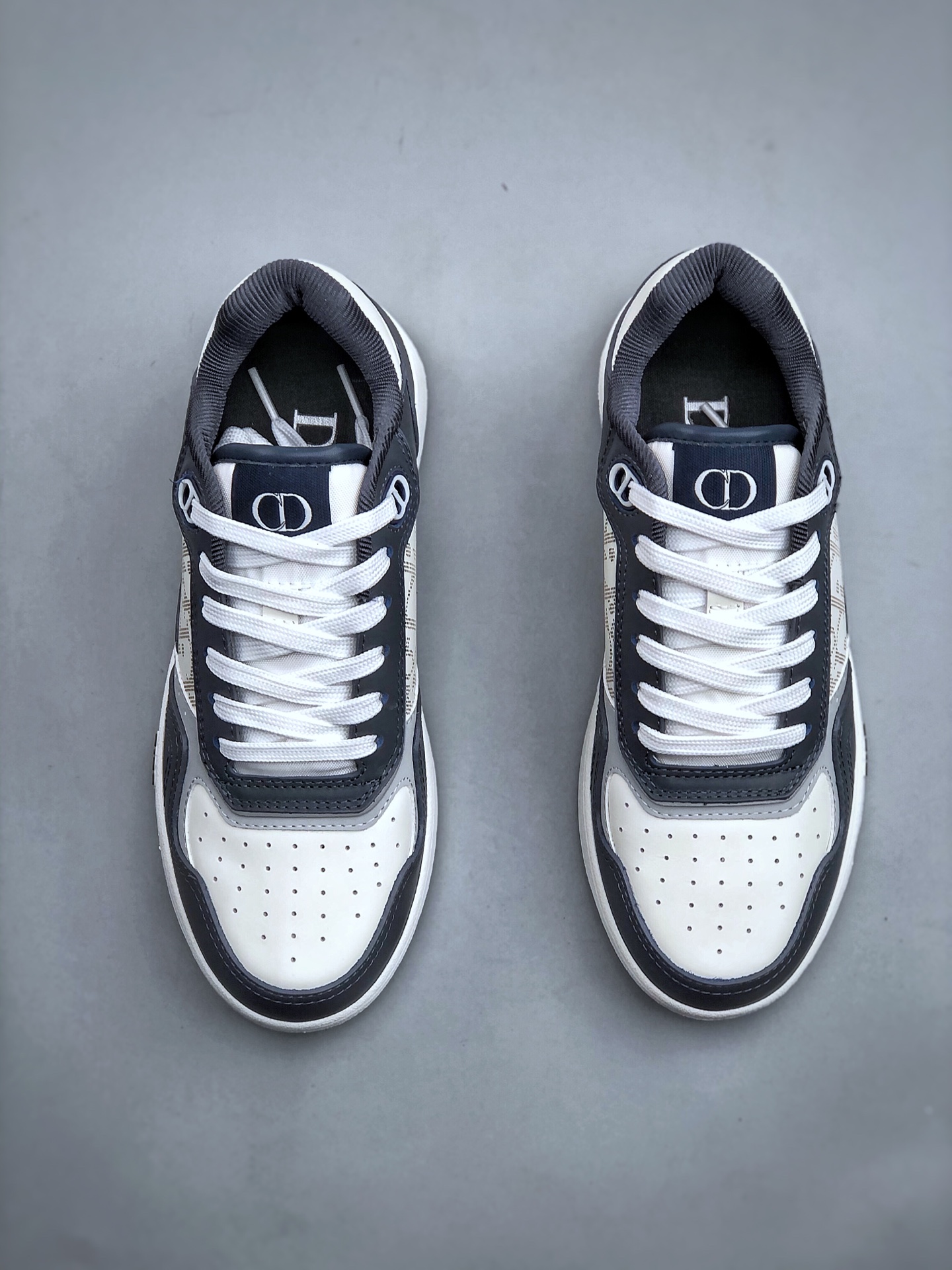 480 Dior迪奥B27系列市面顶级版本出货-Chinese UA Cheap High Quatity Brand Clothes Bags handbags Sneakers wholesale wholesaler seller from China Factory suppliers Fashion Clothing Shoes best Quality Beautiful Price 480 Dior迪奥B27系列市面顶级版本出货