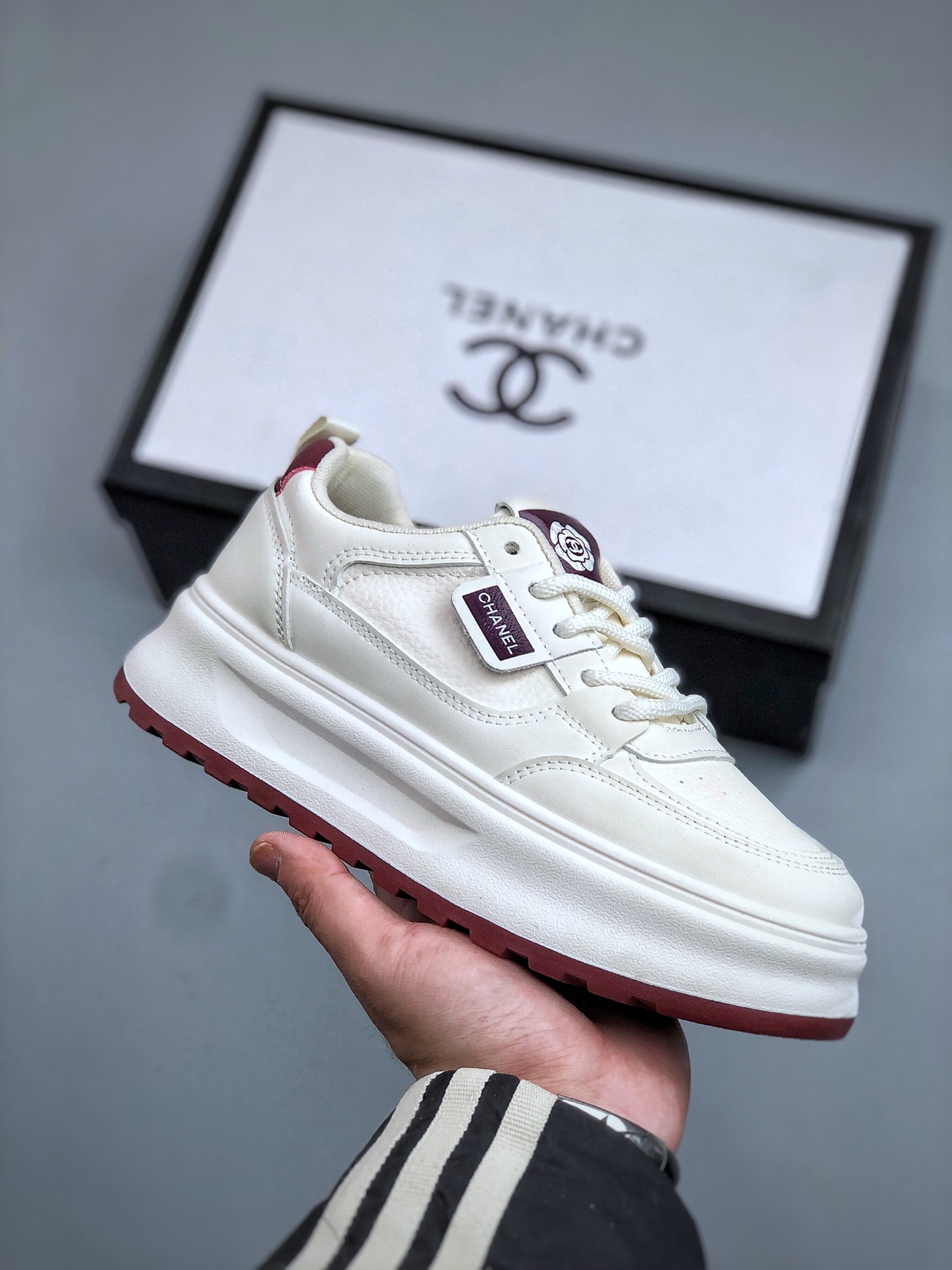 _dKu9sN_zl0AU-8qJzGKLWT0tyria8JPHQq9yGNw