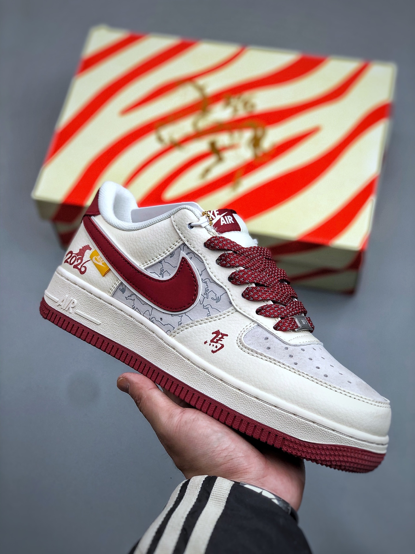 _dbR9sEIq7SmSrFJ2e1jE2aJq26srmGpEklgrtfA