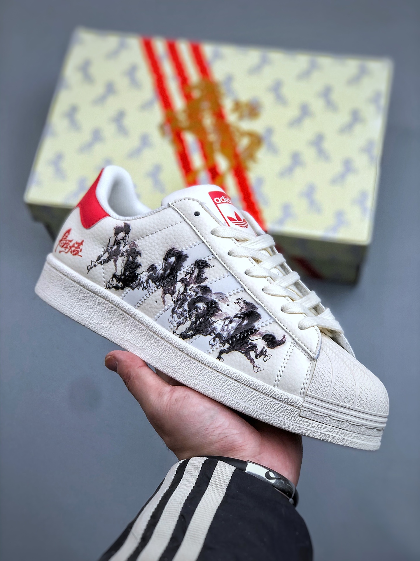 _dp99s5Qvj-2iZq6LOVxdweLwI7QCB01Y3v611aA