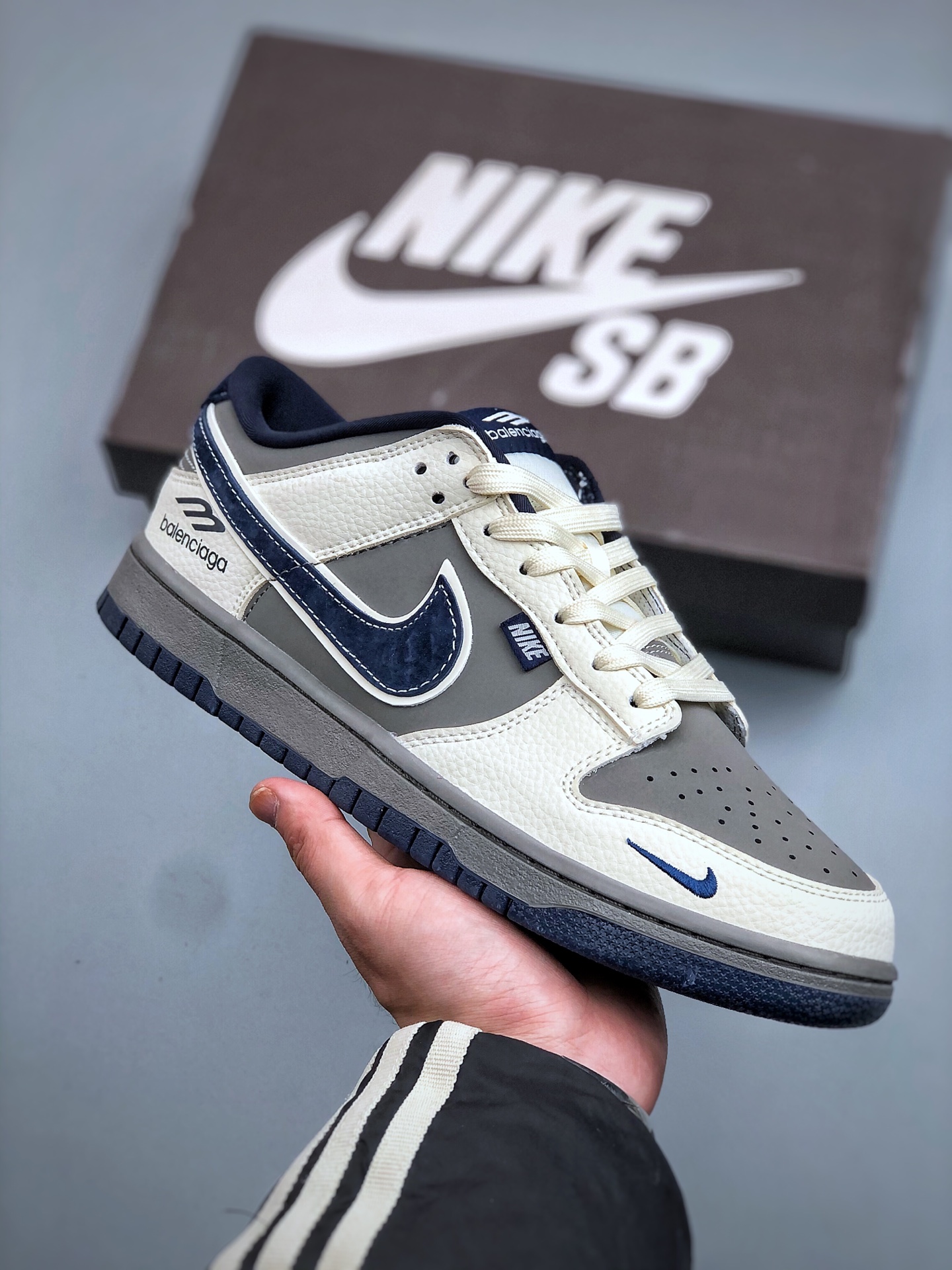 _duI9svvzb0PbHgb0GM6A4F_T0WGKxQzYvc5xCqA