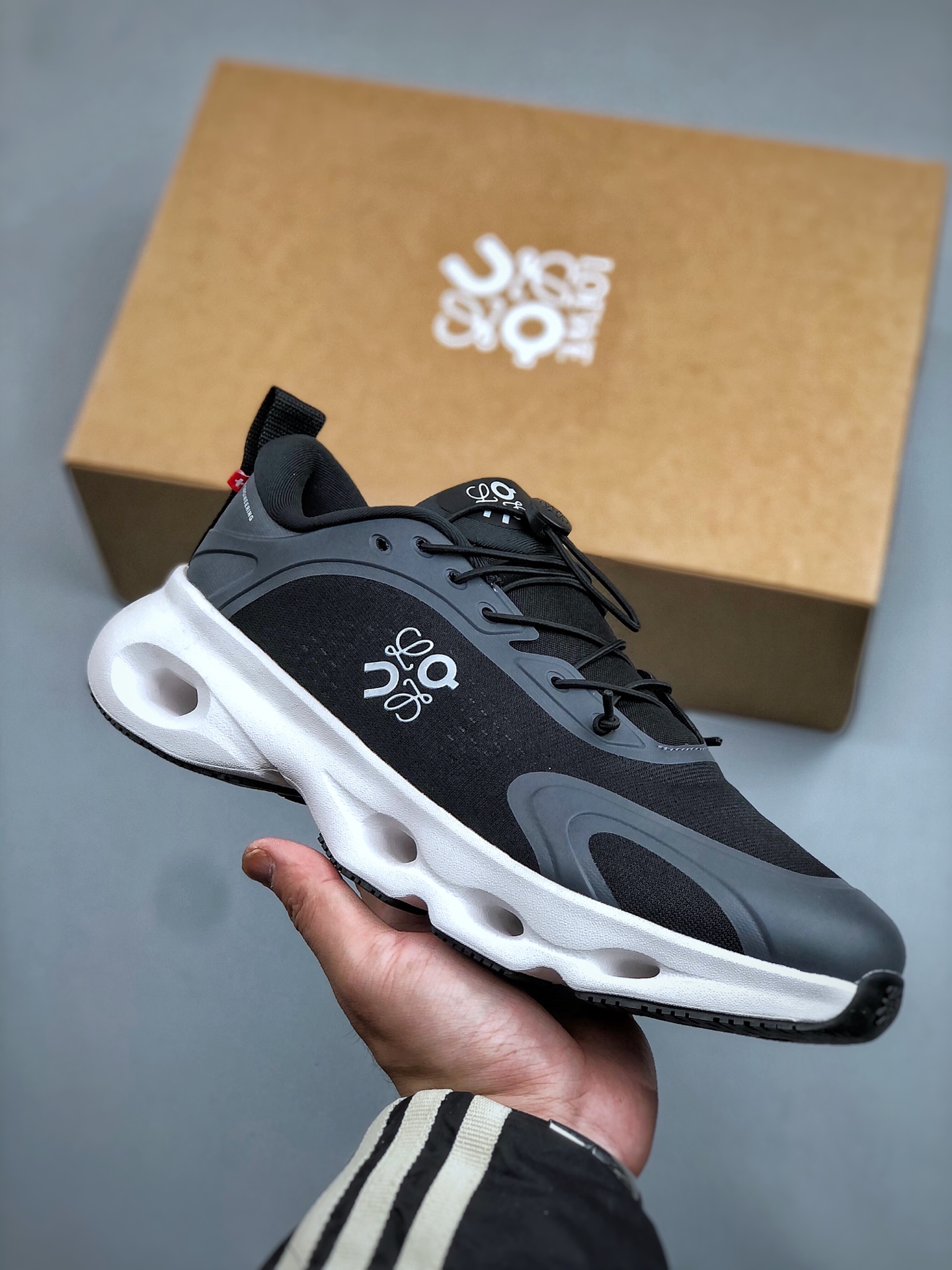 _dna9sMASb3QlzU8H7SDtsU5vw-1ziomdIYQG9SQ