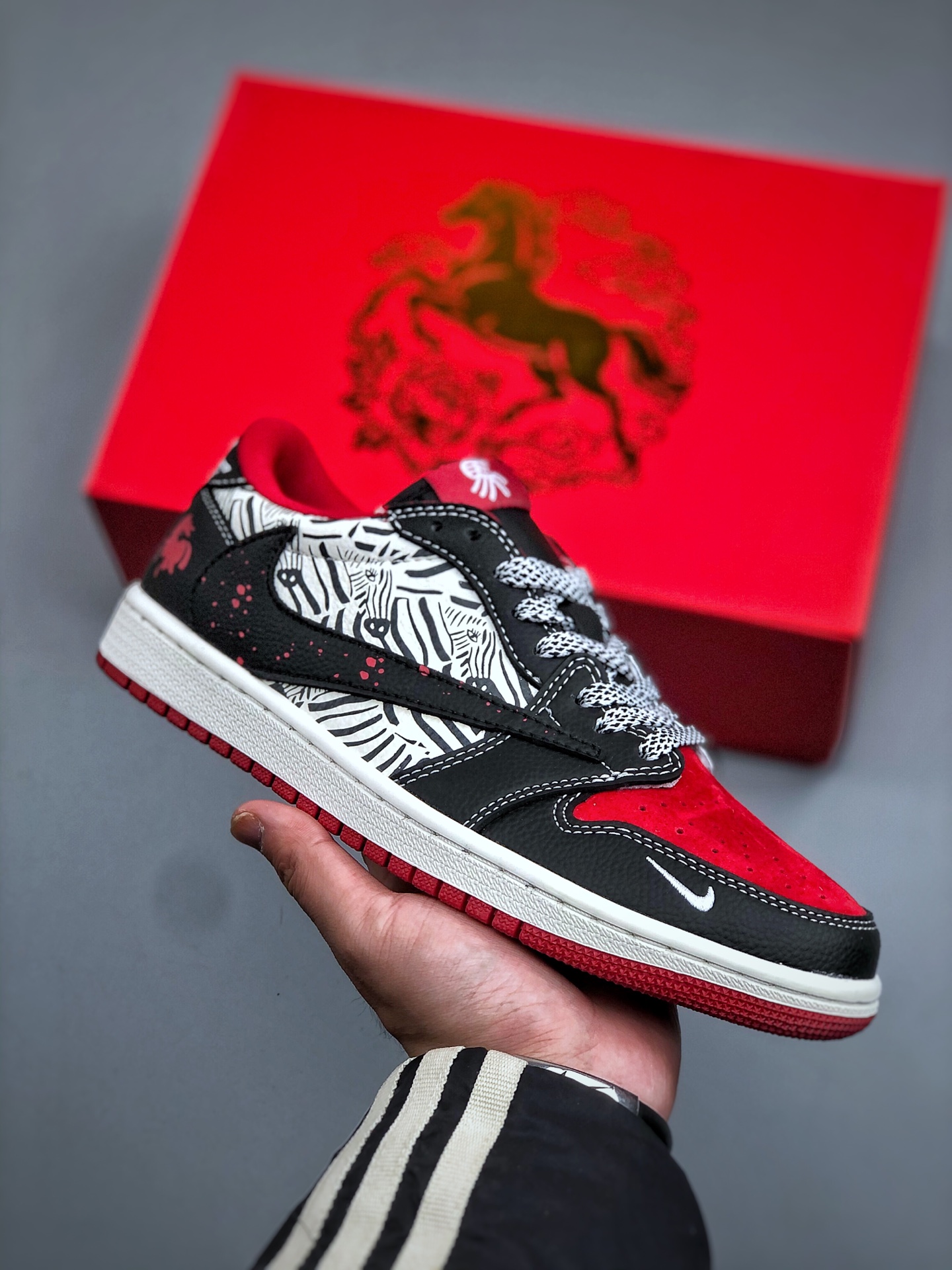 _dvb9scXrvIG9pYedP7EF7Xx7tSg9FA8oRO7K-cw