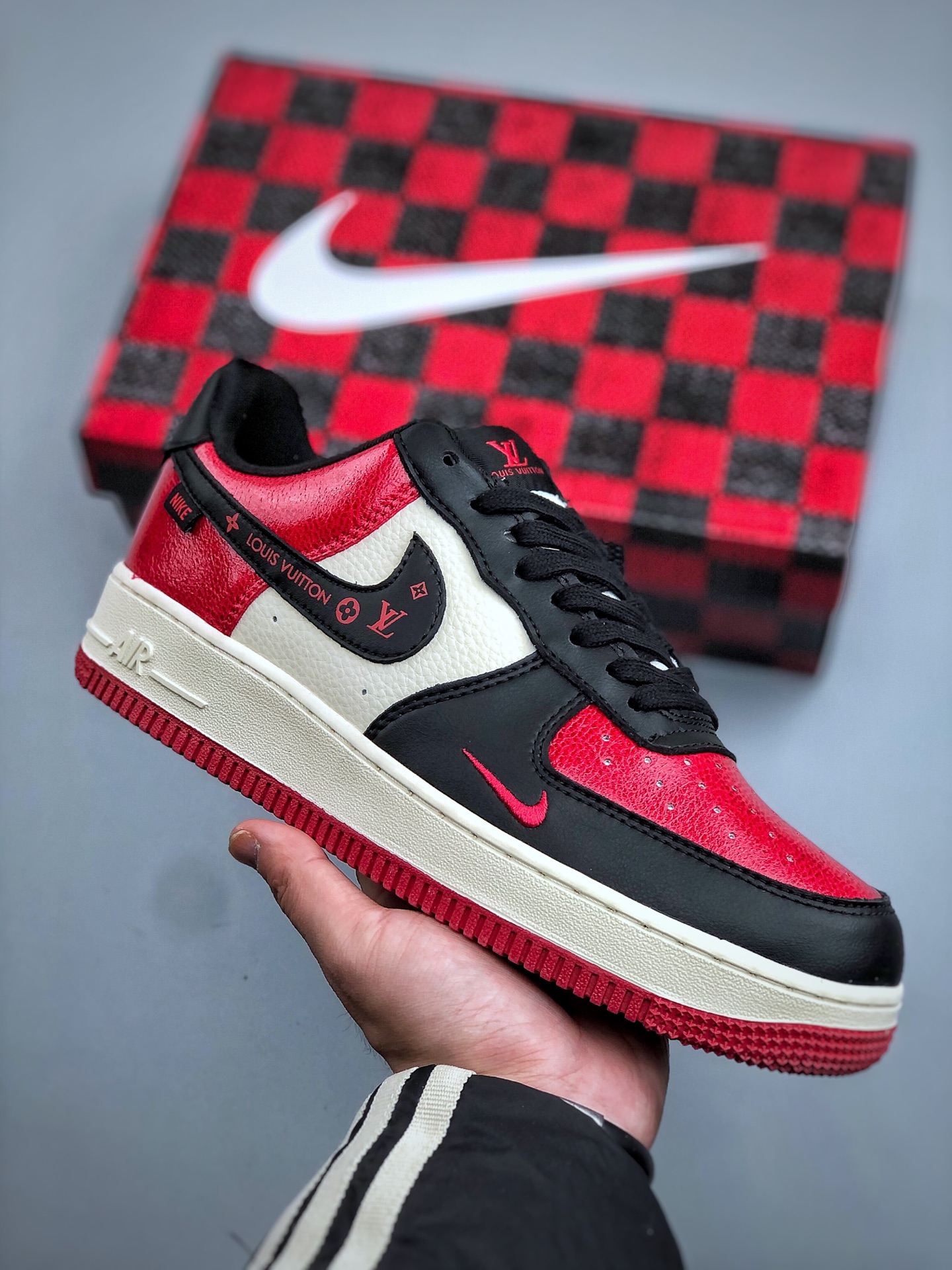 _dwa9sCTZszGFQTLeCD6kDlXwZrT5-eSeWp3Otiw